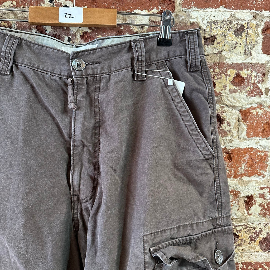 Levi's Cargo Dark Brown Shorts Mens 32