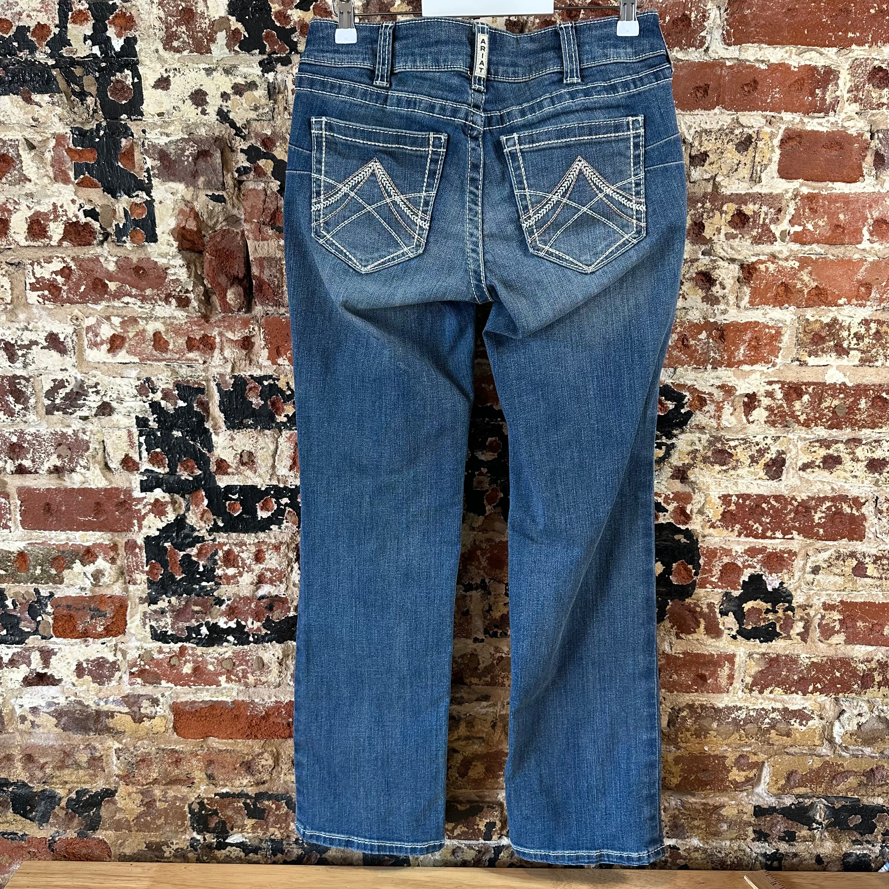 Ariat Womens 28 Straight Jeans