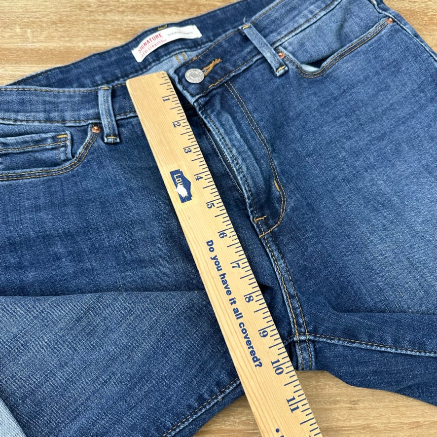 Levi's Cut Off Denim Blue Jean Shorts Womens 8/29 Distressed - 31x8"