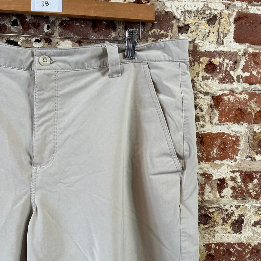 Columbia PFG Shorts Mens 38 Tan Fishing Outdoor Hiking 9.75" inseam