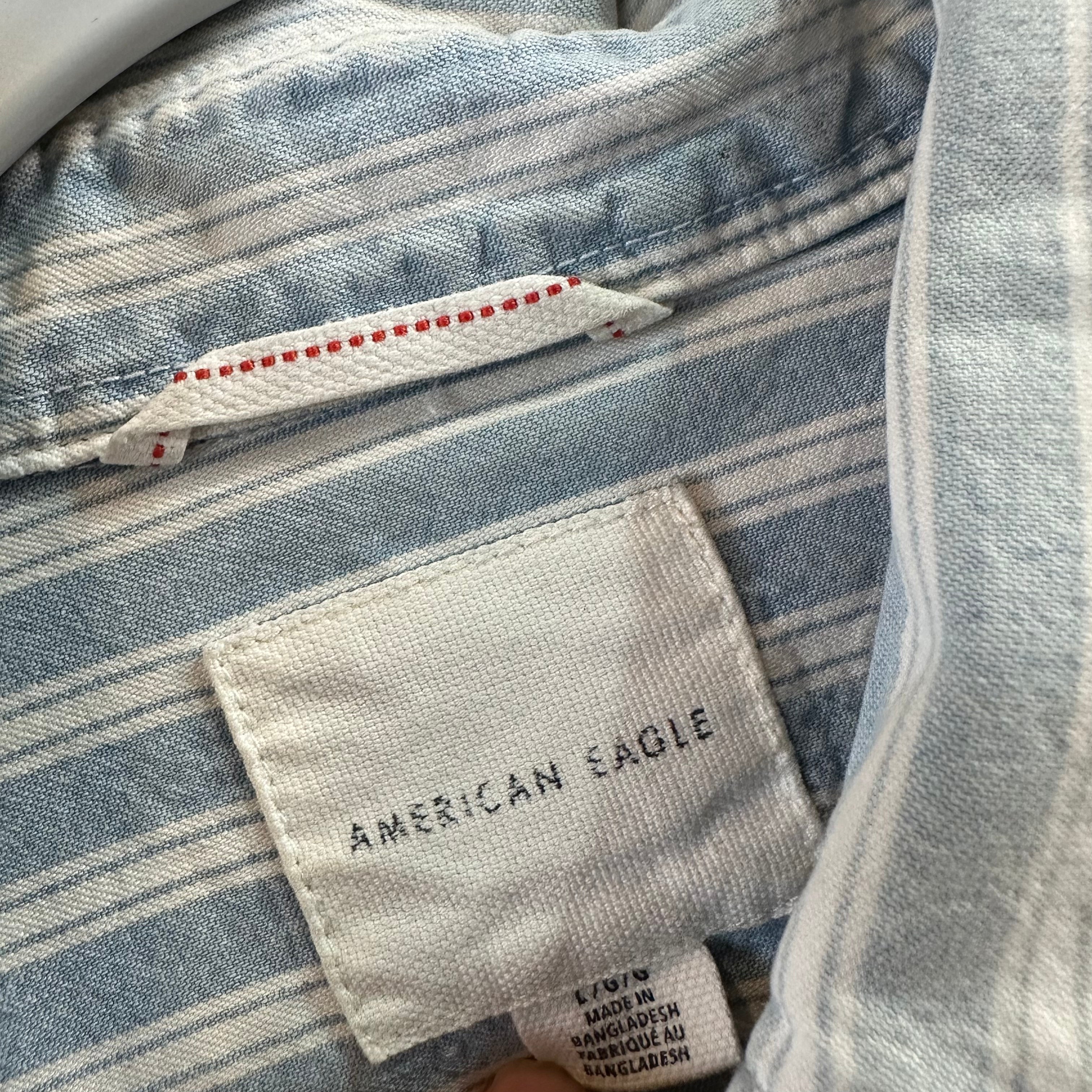 American Eagle AE Striped Shirt Mens Large Button Up Blue White