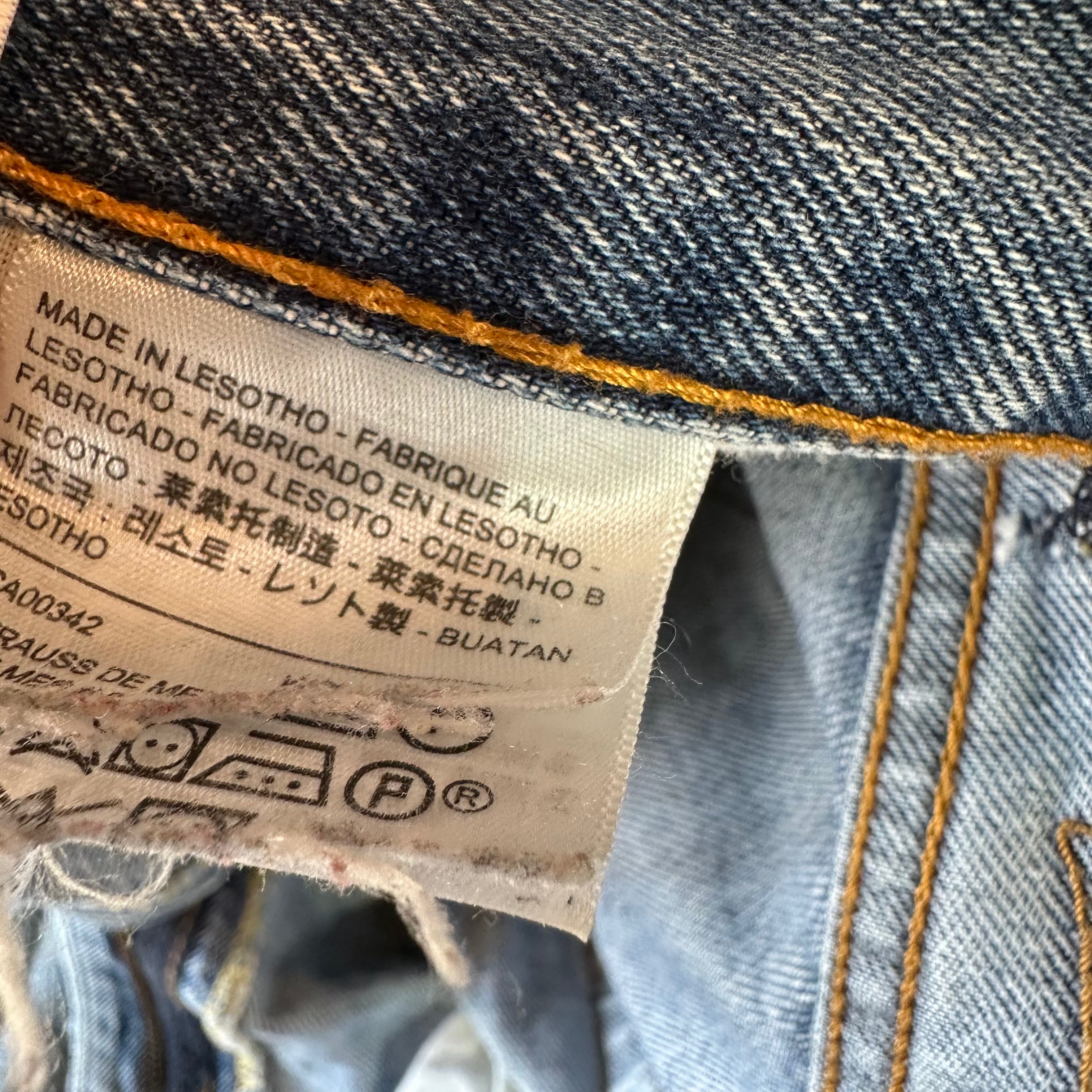 Levi's Cut Off Denim Blue High Rise Jean Shorts Womens 33 - 34x3"