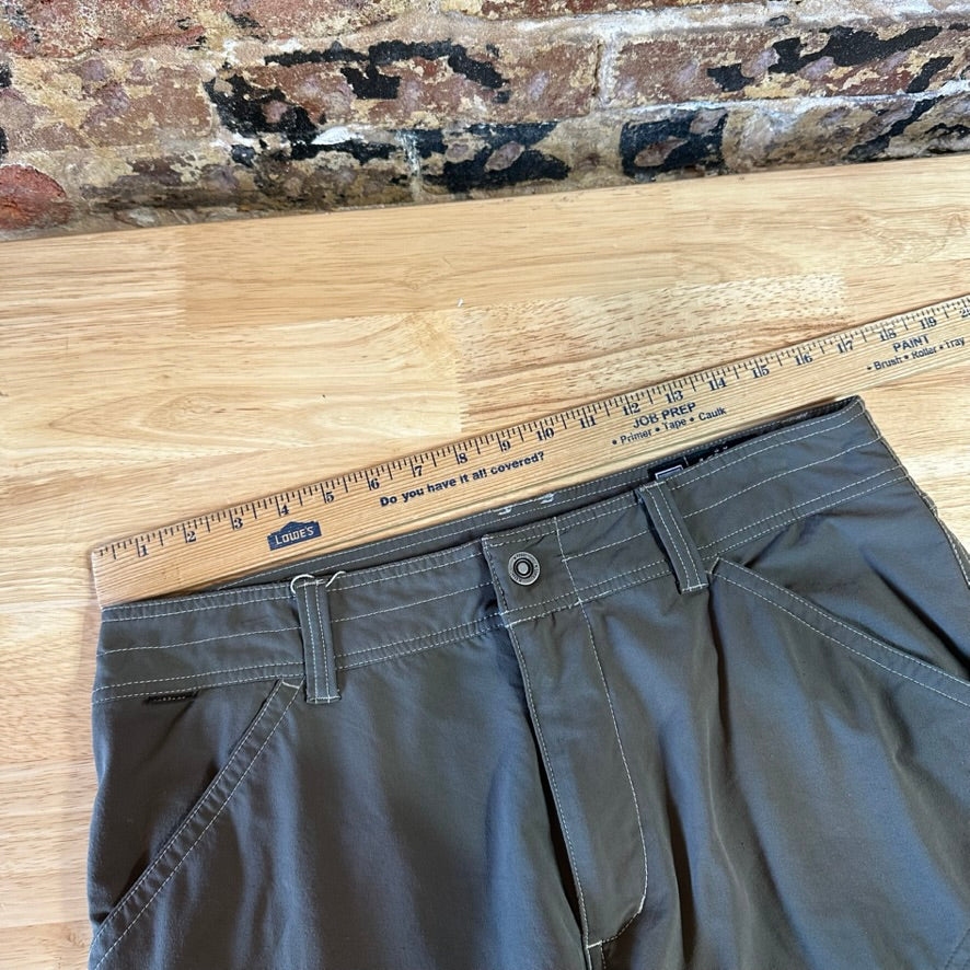 Kuhl Mens 34 Gray Shorts