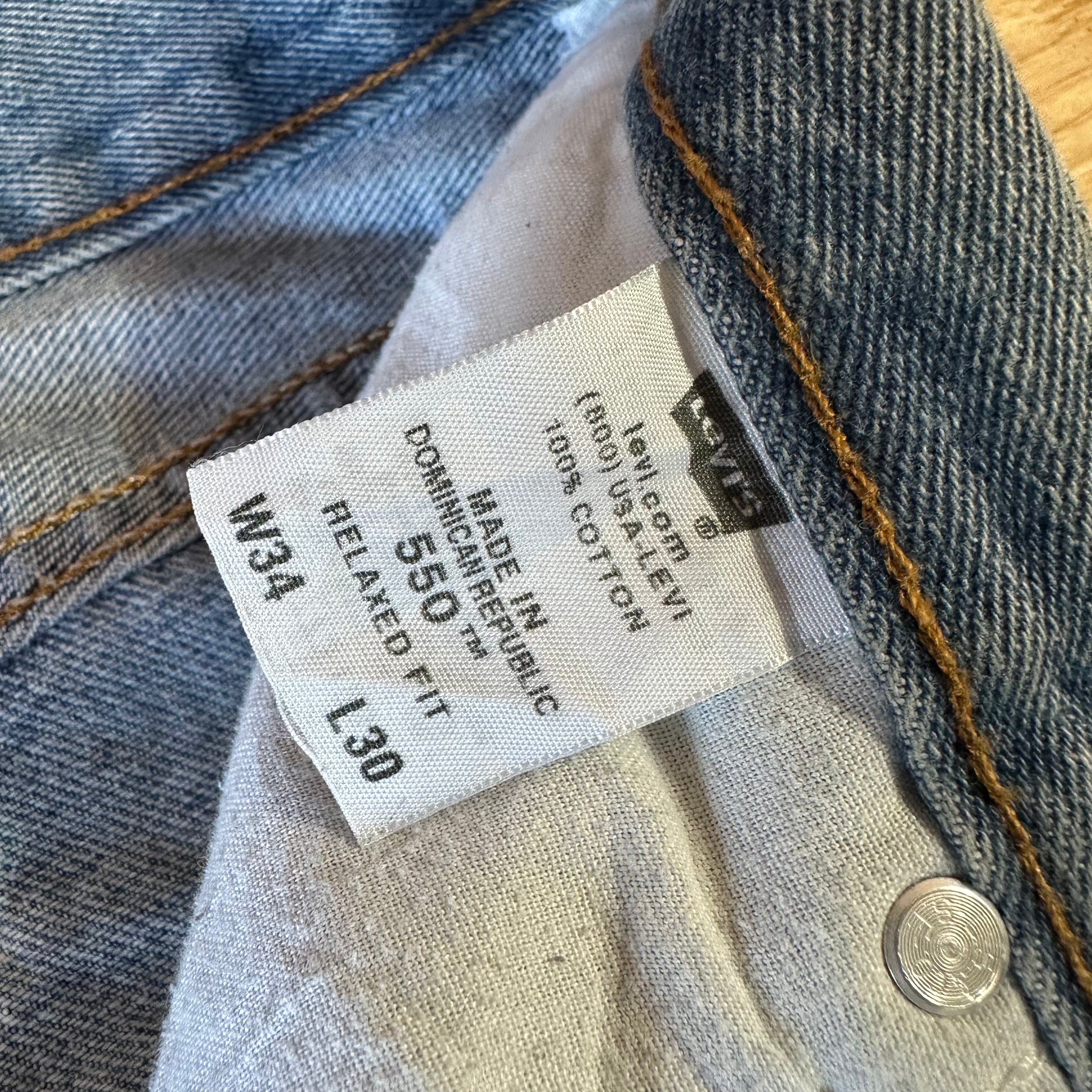 Levi's 550 Jeans Mens 34x30 Blue Cotton Denim Medium wash Relaxed Fit