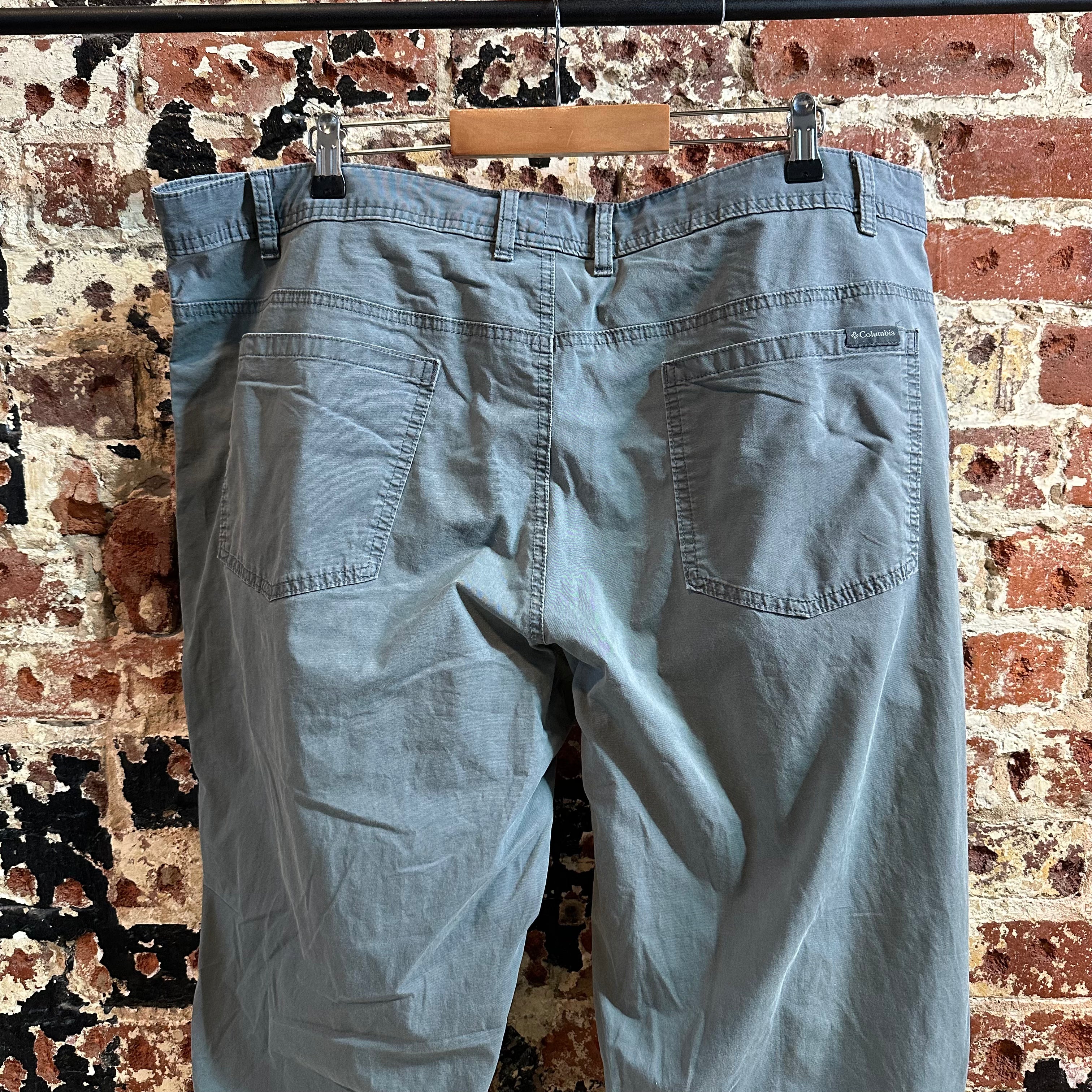 Columbia Mens 42x34 Gray Pants