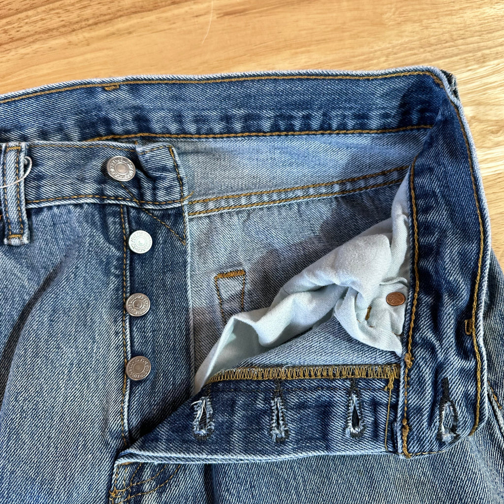 Levi's 501 Mens 30x34 Blue Jeans