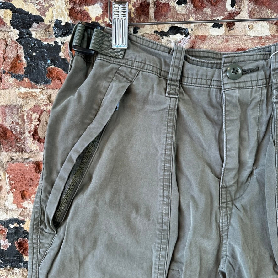 Vintage Men’s Abercrombie &amp; Fitch Safari Shorts 90s Green Sz 30 Hiking Outdoors