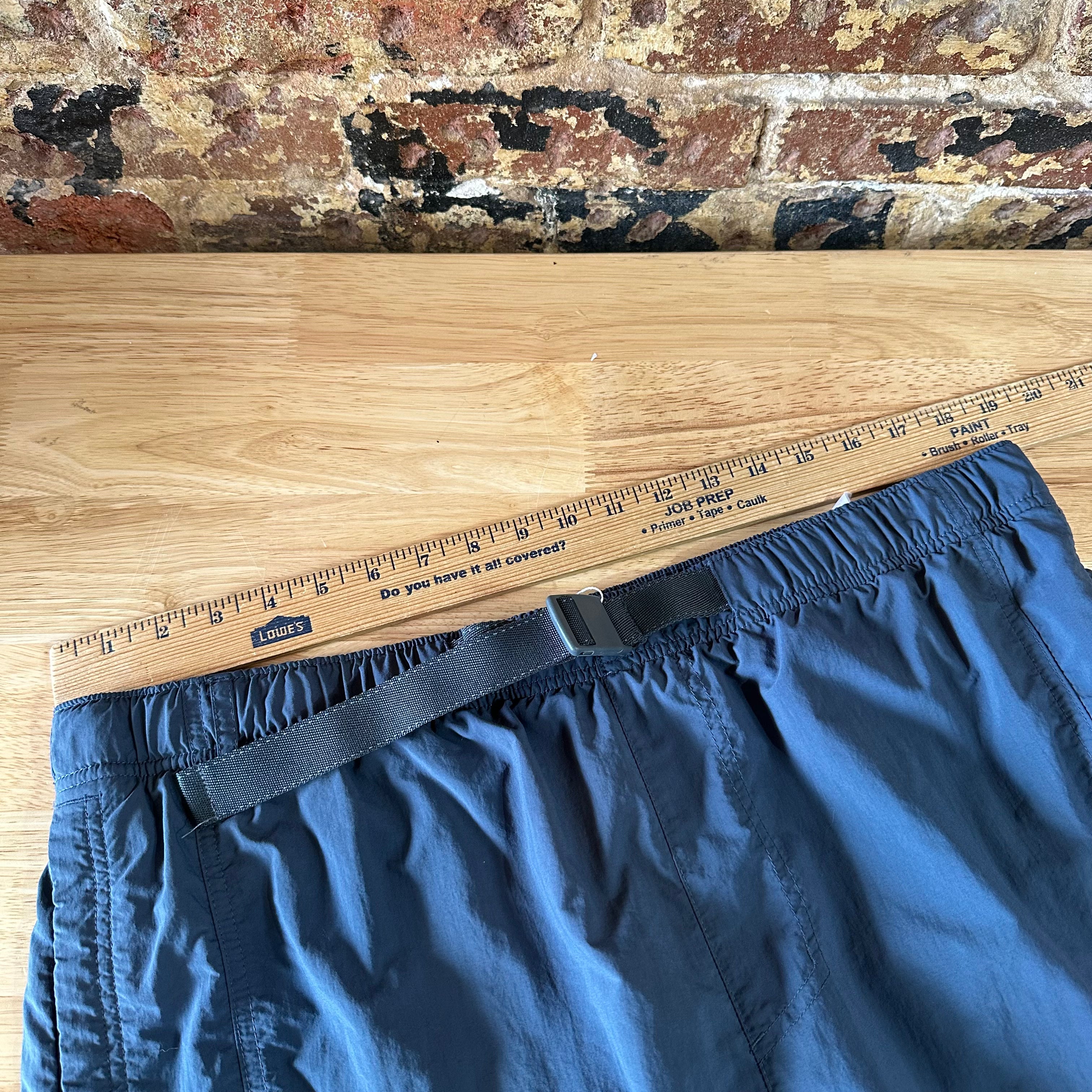Columbia Shorts Men's Size XL Blue