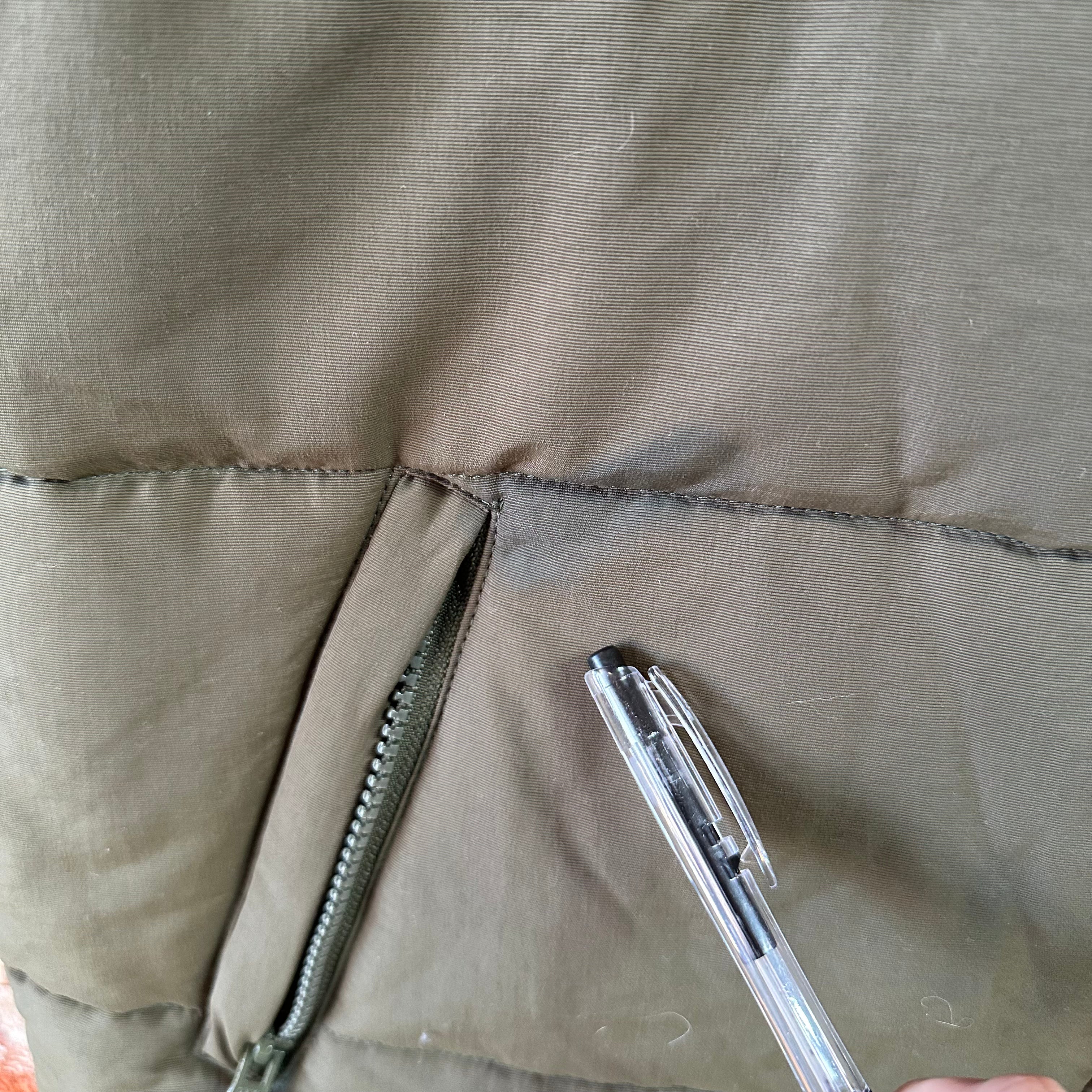 RM Williams Vest Mens SMALL Green Puffer Sleeveless Full Zip winter warm Size S