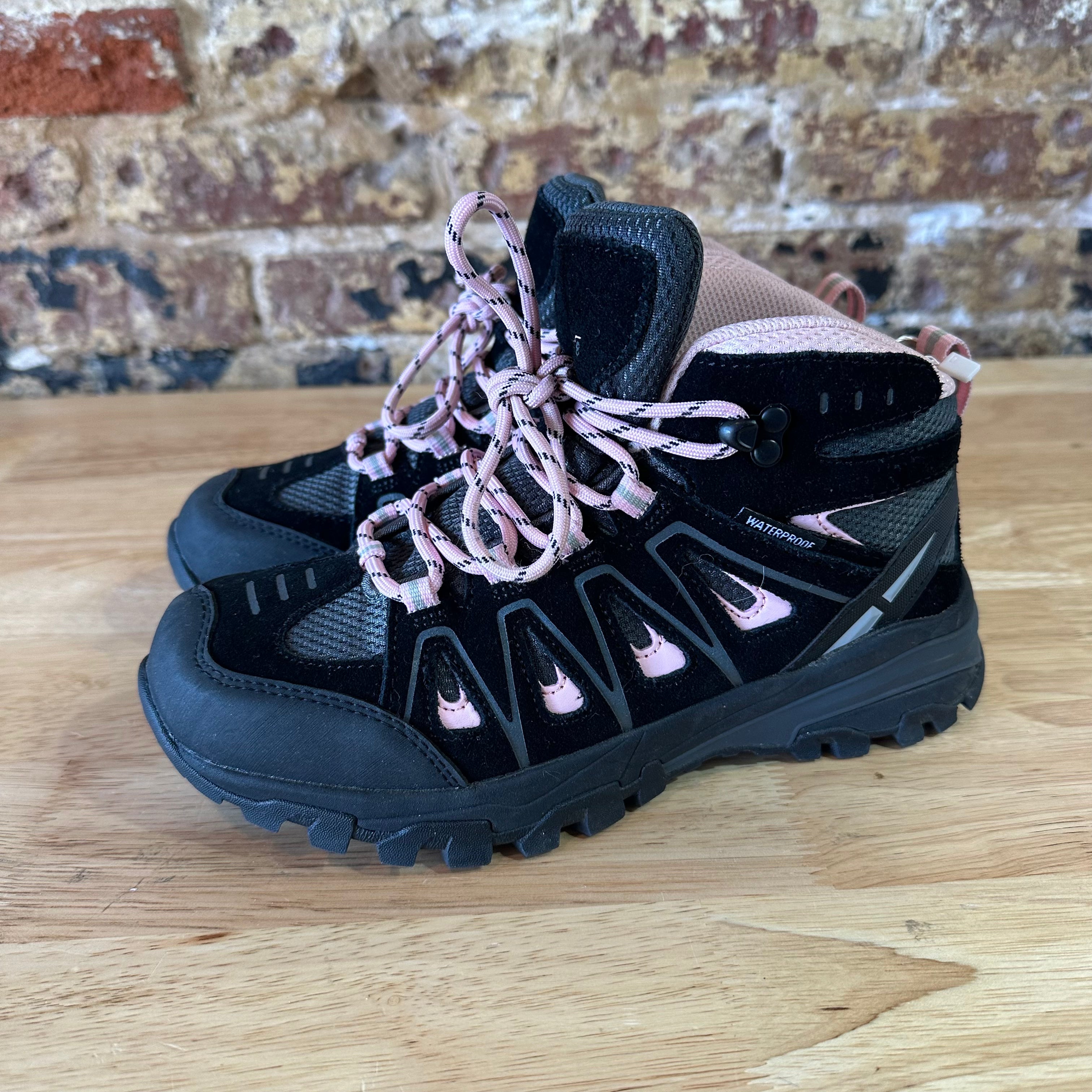 Black and Pink Womens 7 Hiking Boots