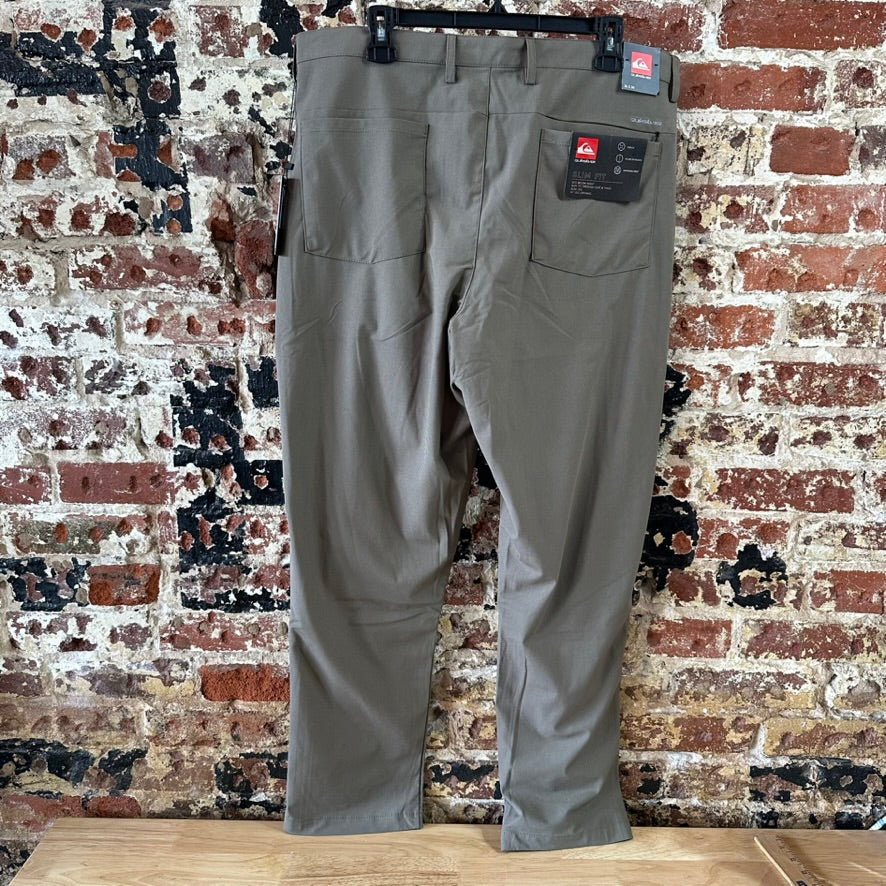 Quicksilver Mens 36x30 Tech Pants NEW