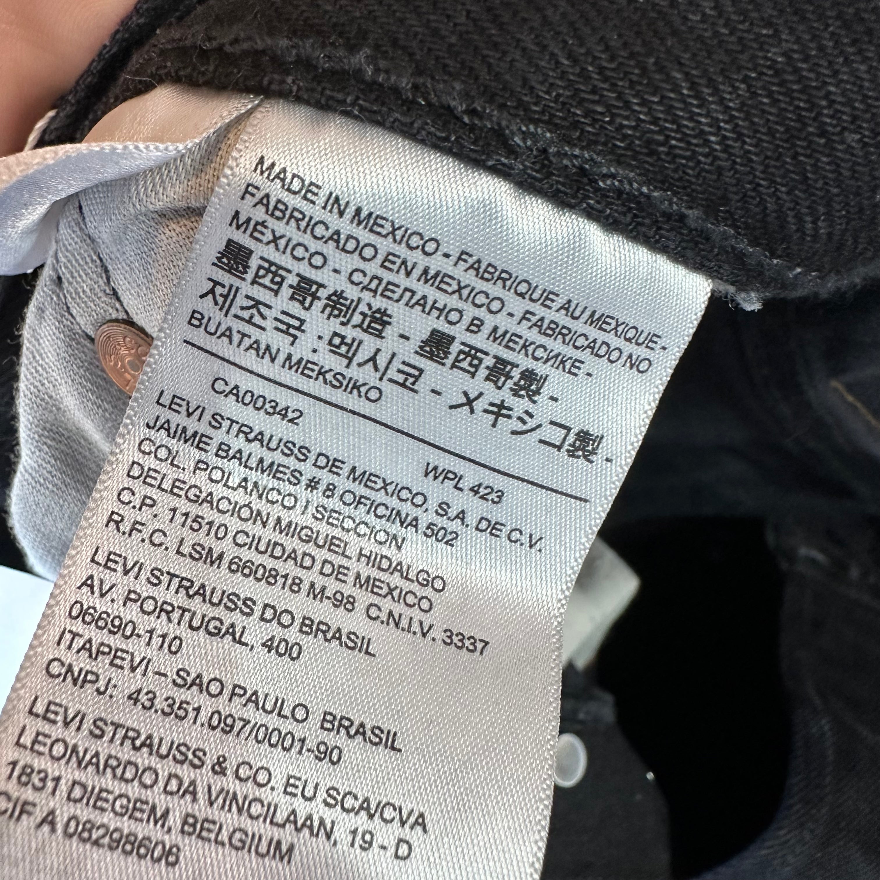Levi's 501 Mens 32x34 Black Jeans