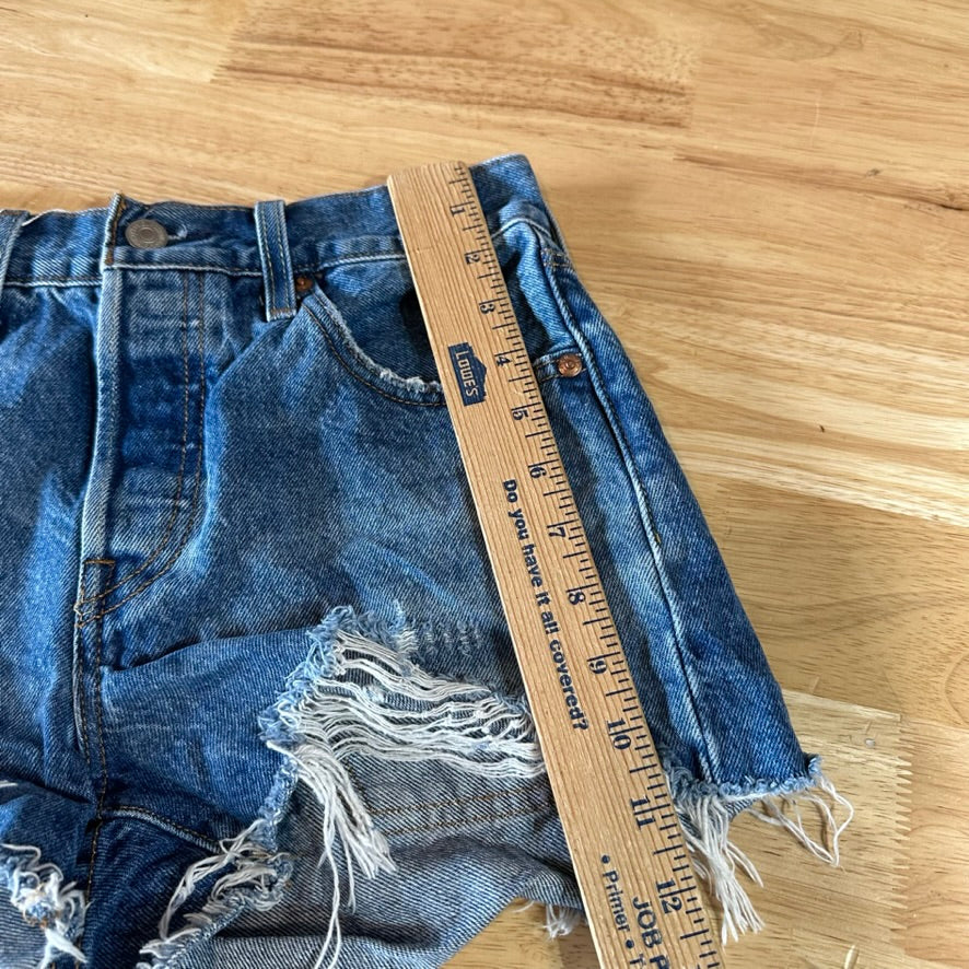 Levi's Cut off Jean Shorts Womens 25