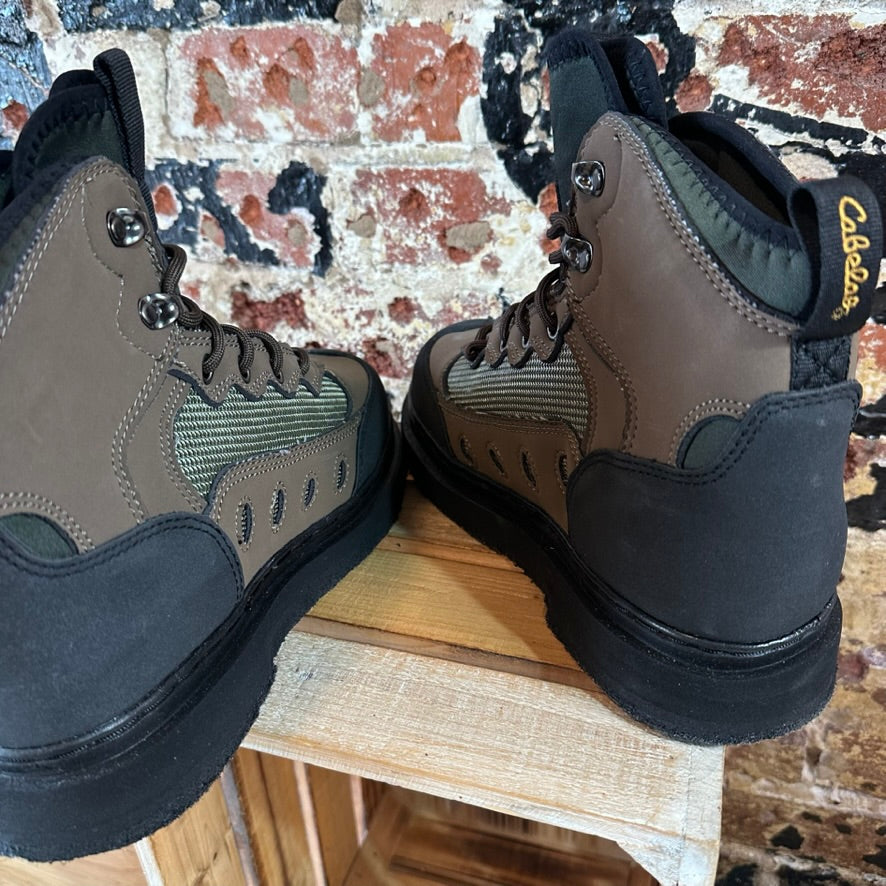 Cabela's Mens 8 Wader Boots NEW