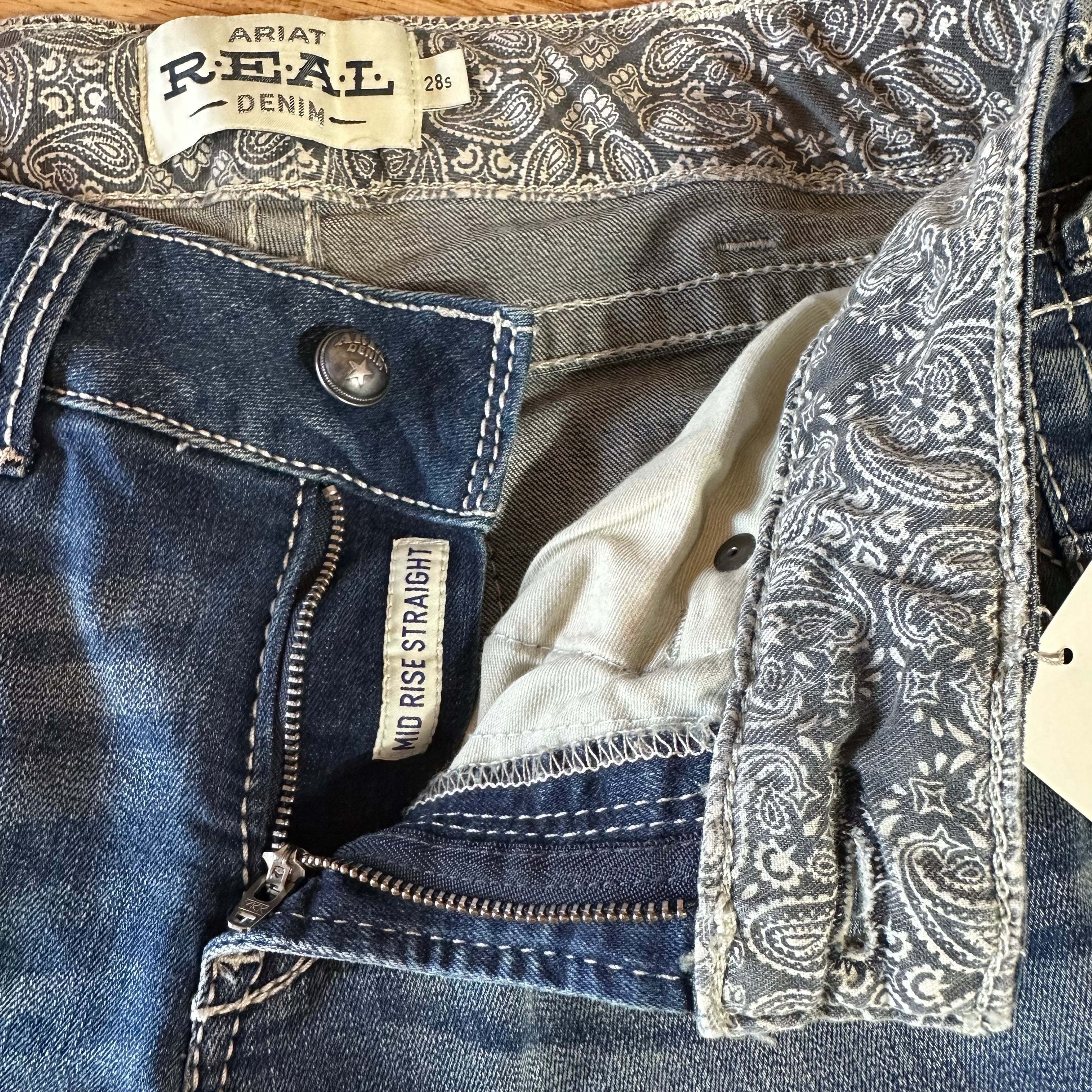 Ariat Womens 28 Straight Jeans
