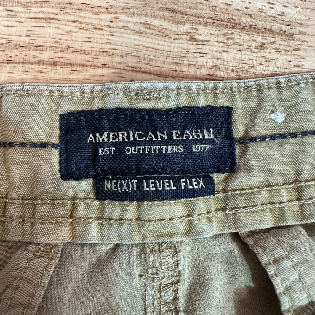 American Eagle Outfitters Classic Cargo Shorts Mens 31 Tan 9.5" inseam