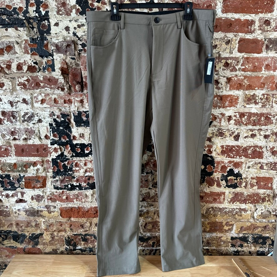 Quicksilver Mens 36x30 Tech Pants NEW
