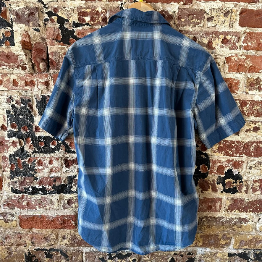 Carhartt Mens Medium Button Up