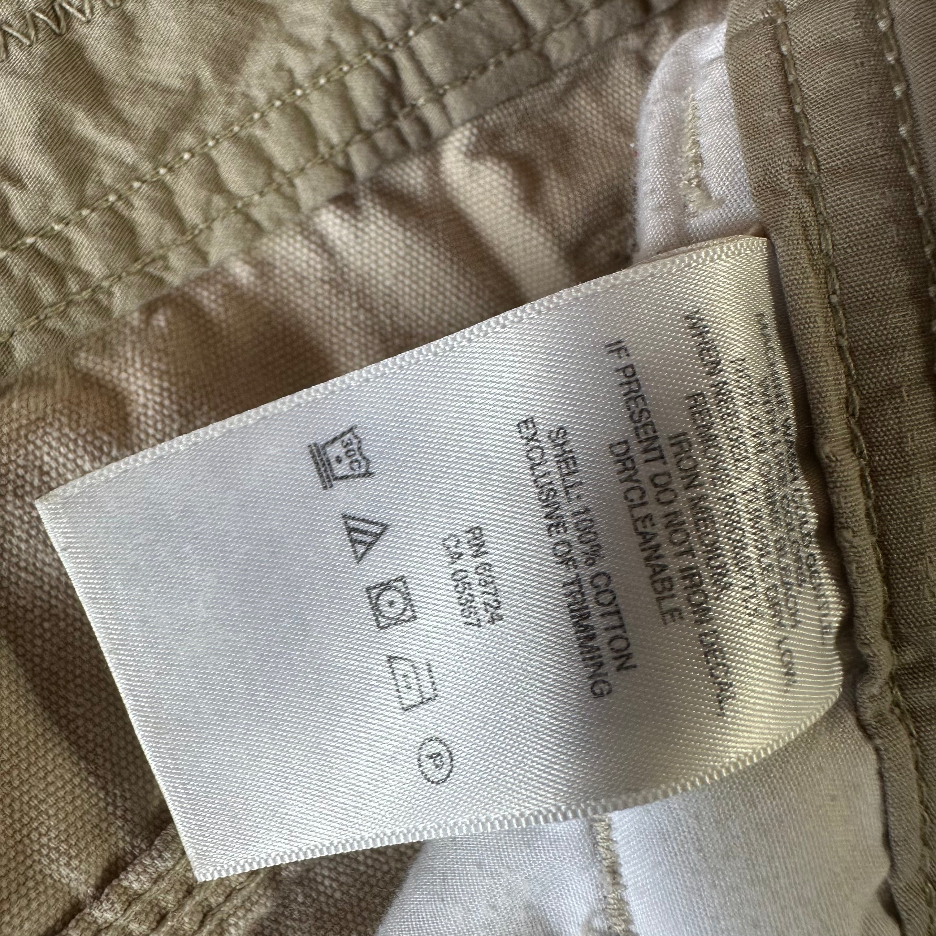 Columbia Shorts Men's Size XL Tan
