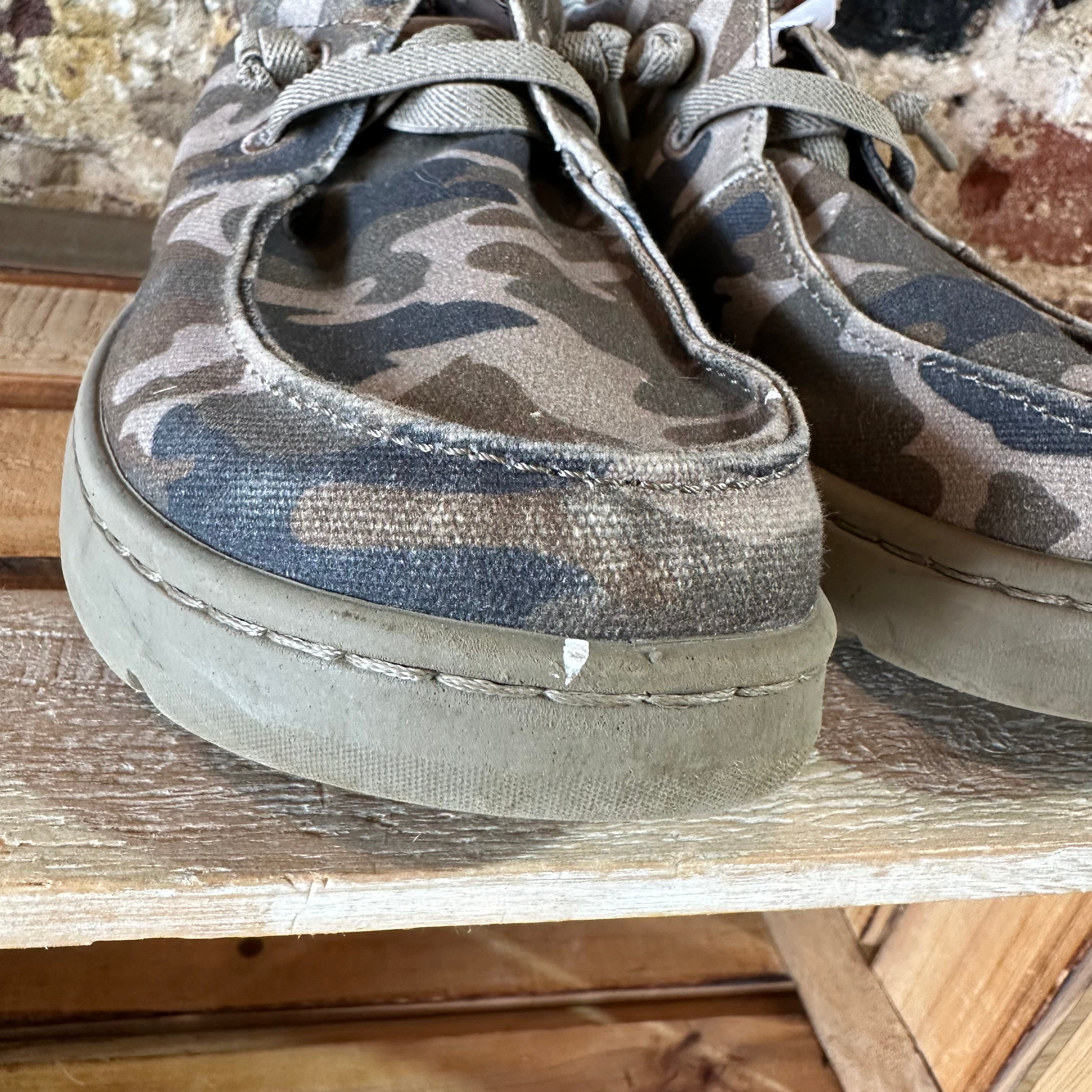 Ariat Mens 7.5 Camo Slip On Shoes