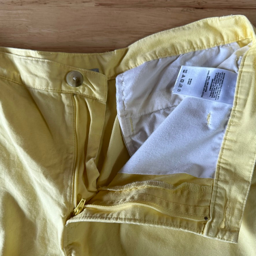 Columbia Mens 34 Yellow Shorts
