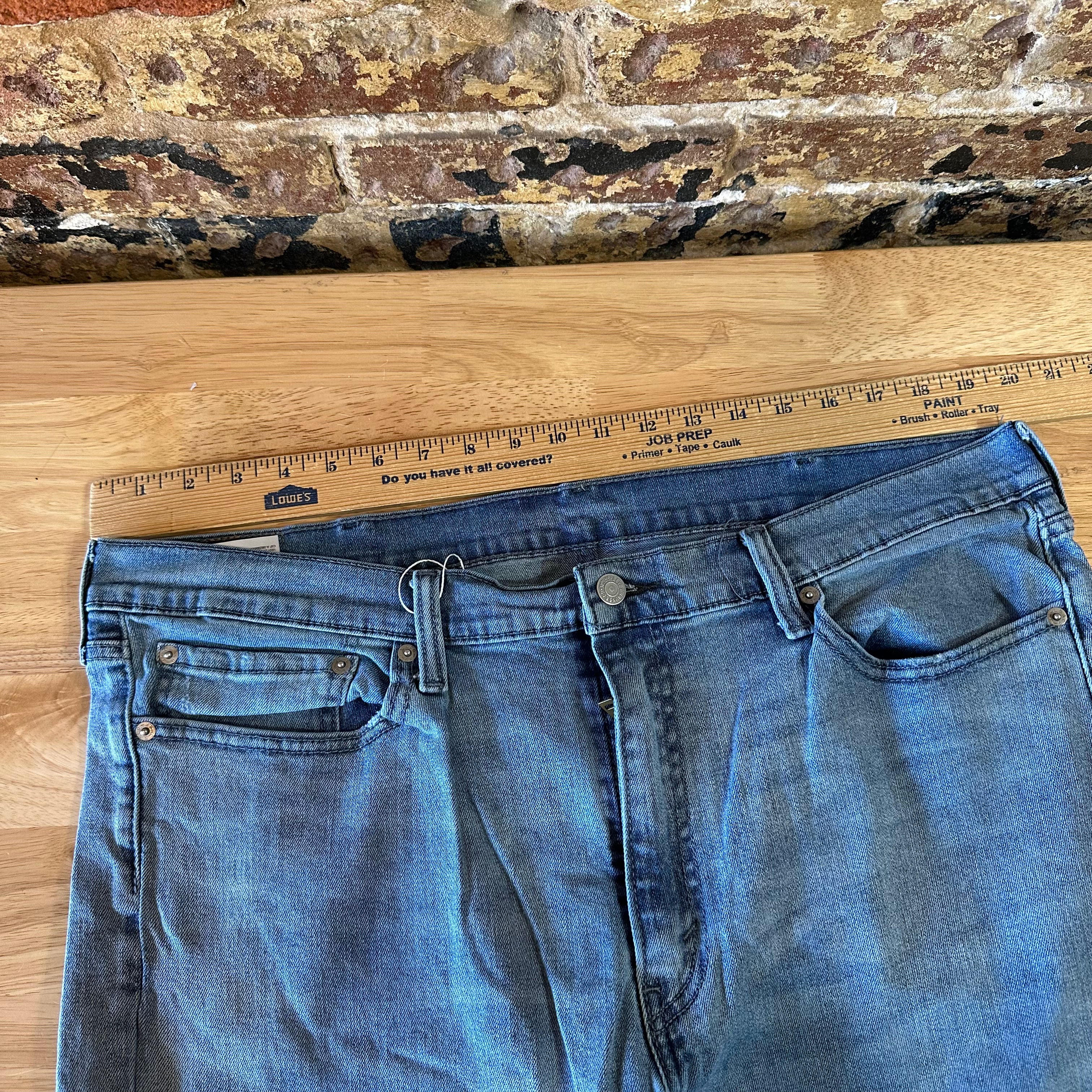 Levis 514 Mens 42x30 Blue Jeans