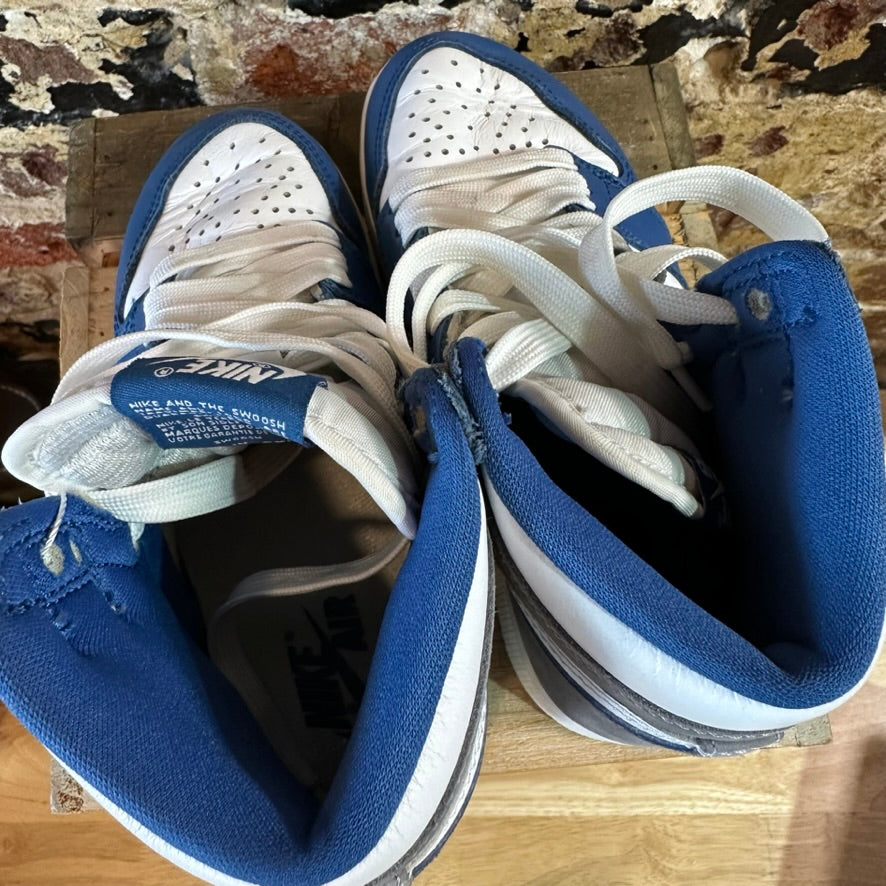 Nike Boys Blue Shoes 4