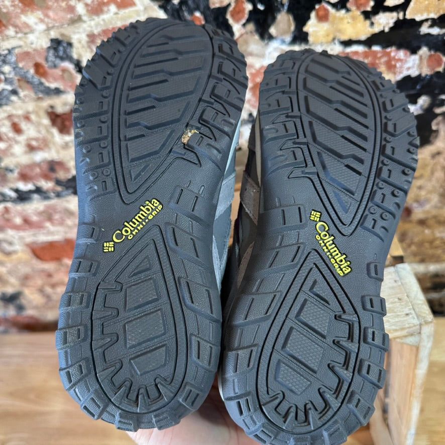 Columbia Hiking Boots youth 4