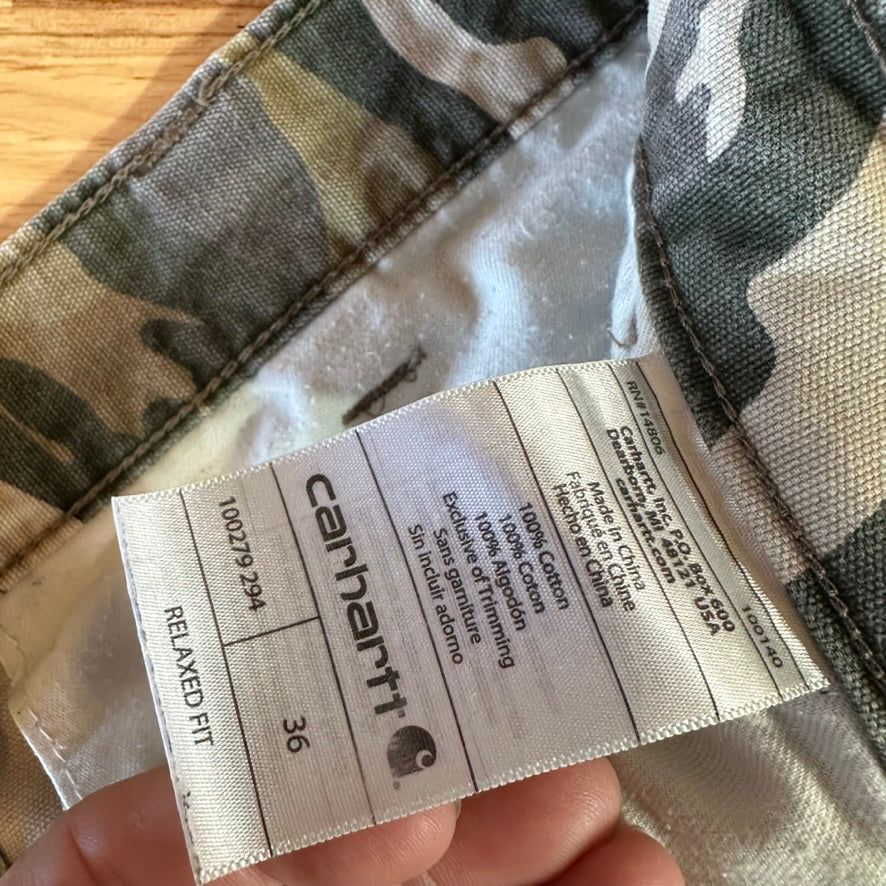 Carhartt Cargo Camo Shorts Mens 36