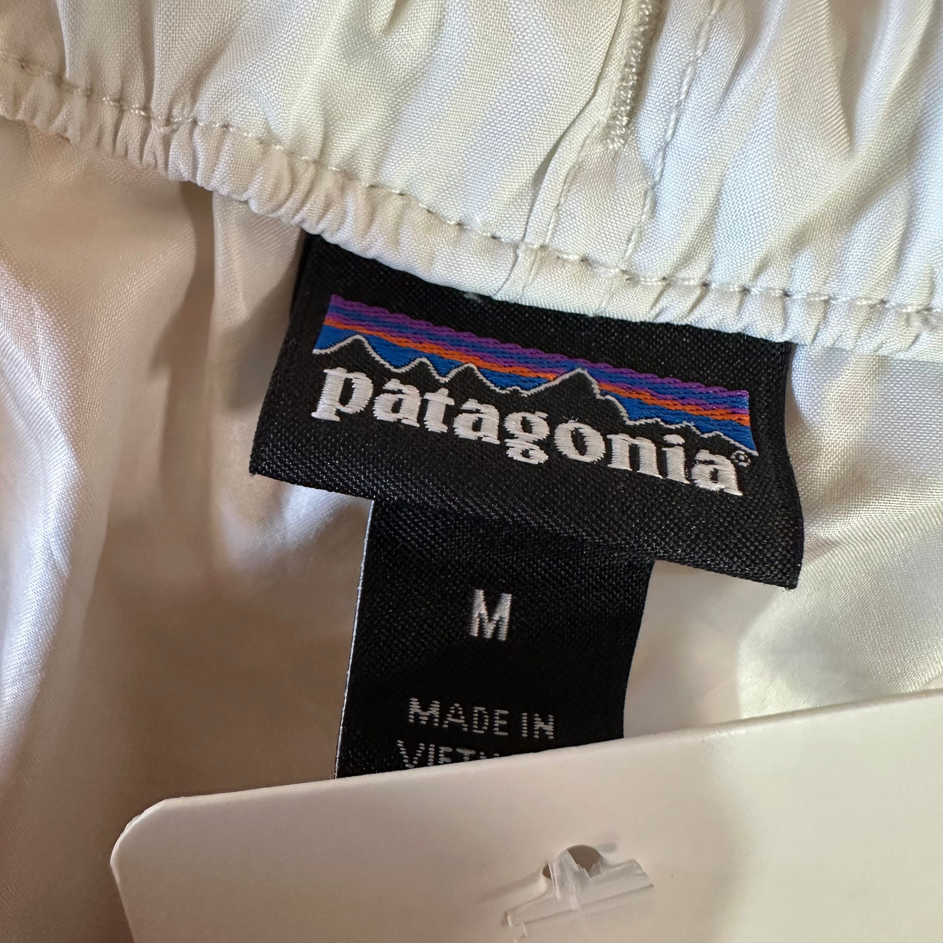 Patagonia Strider Field Shorts 8" White Men's Size Medium Lightweight unlined