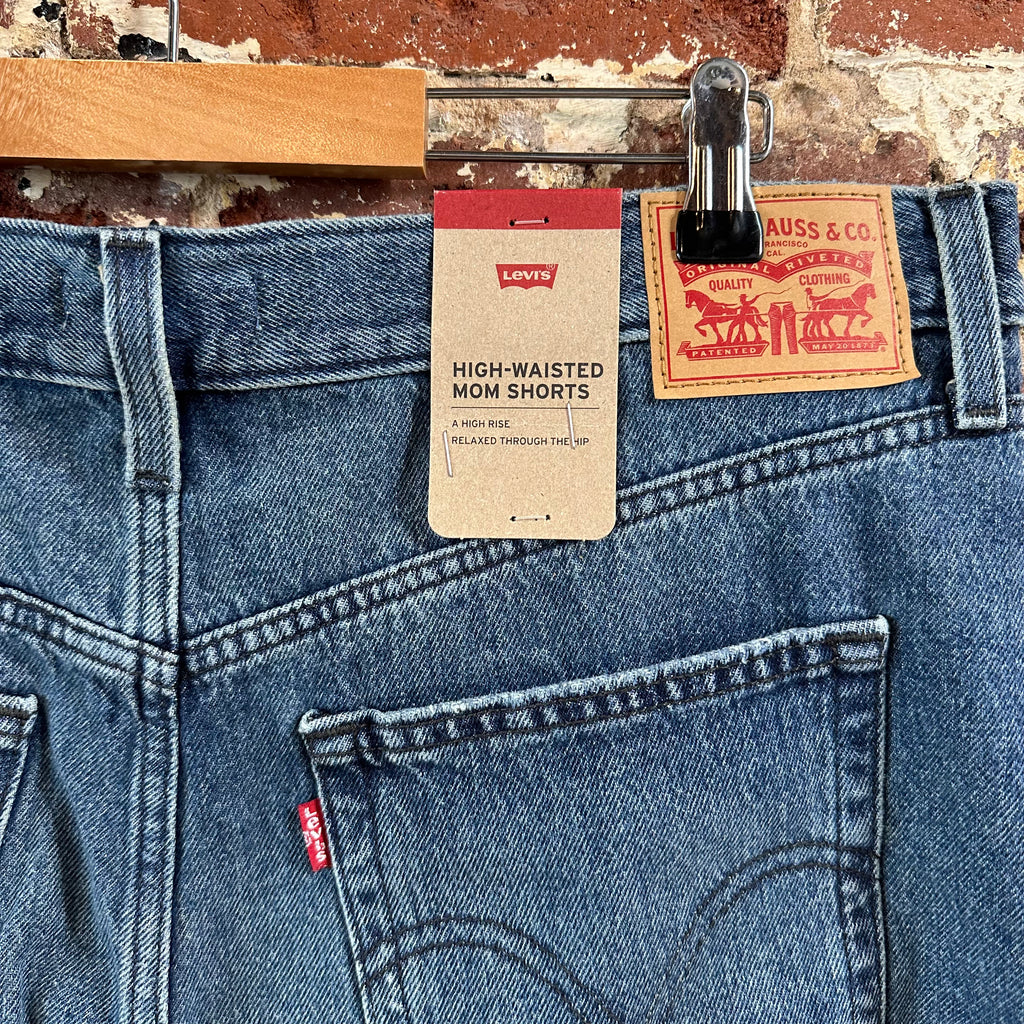 Levi's Jean Shorts Womens 34 NEW