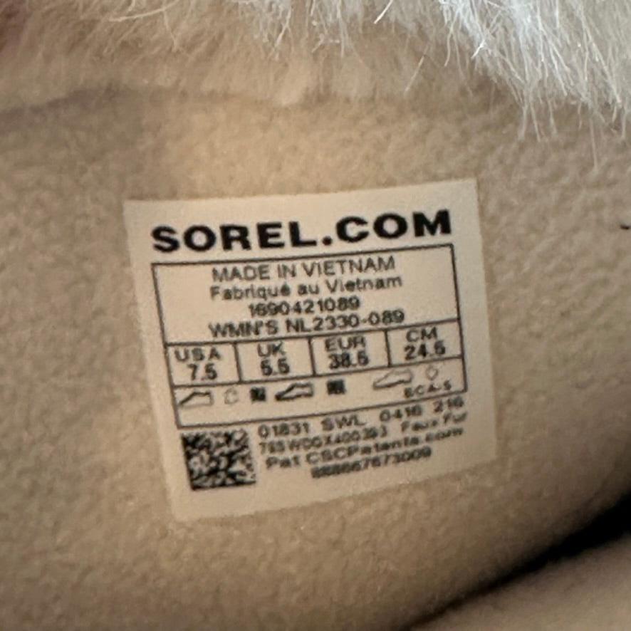 Sorel Tivoli High ll Snow Boots Woman's&nbsp; 7.5 Suede Felt Winter Boot Grey