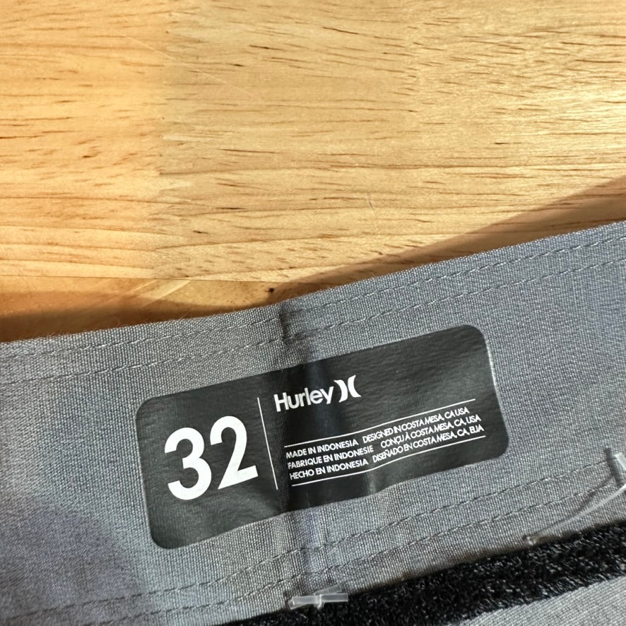 Hurley Shorts Mens 32