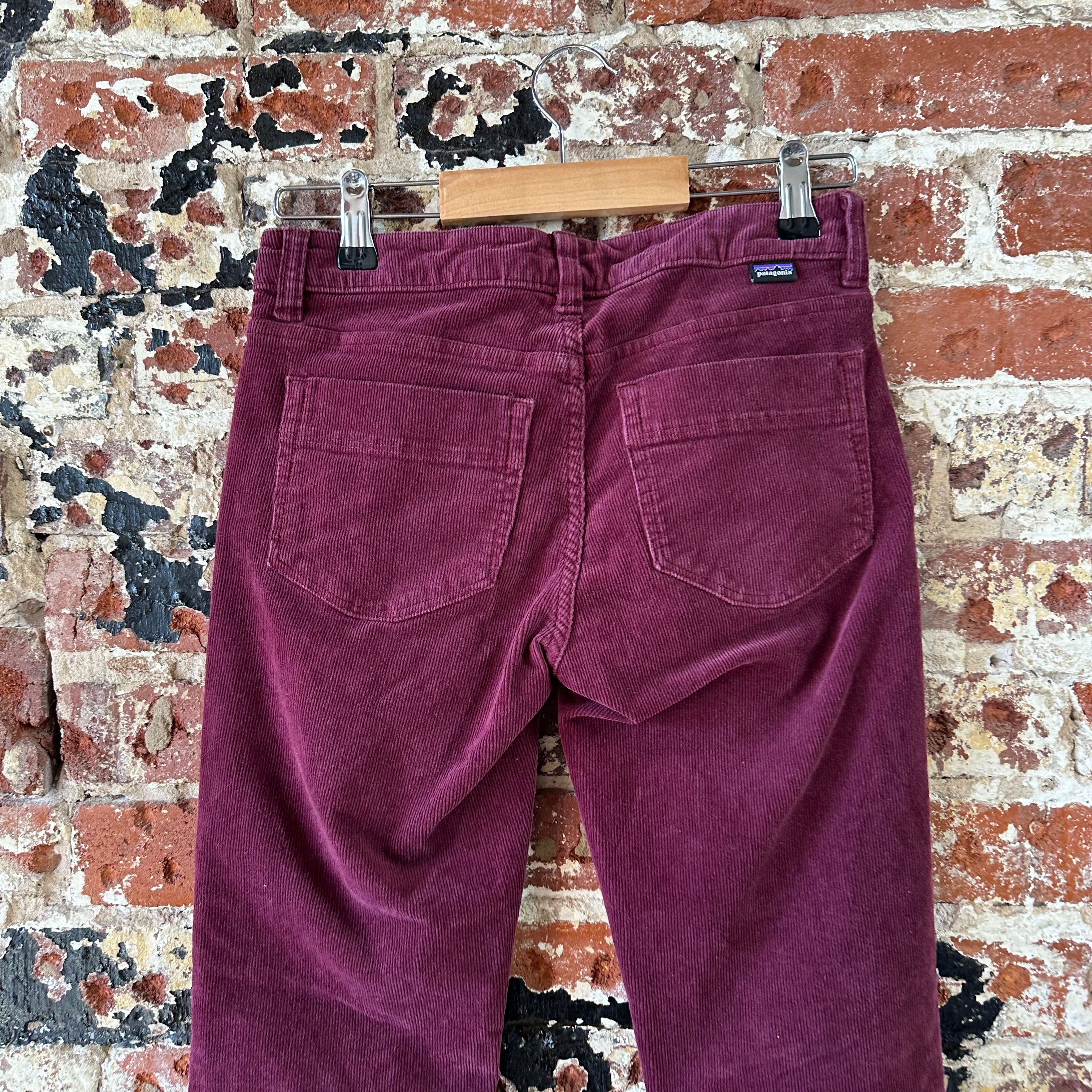 Patagonia Womens 24 Short Burgundy Corduroy Pants