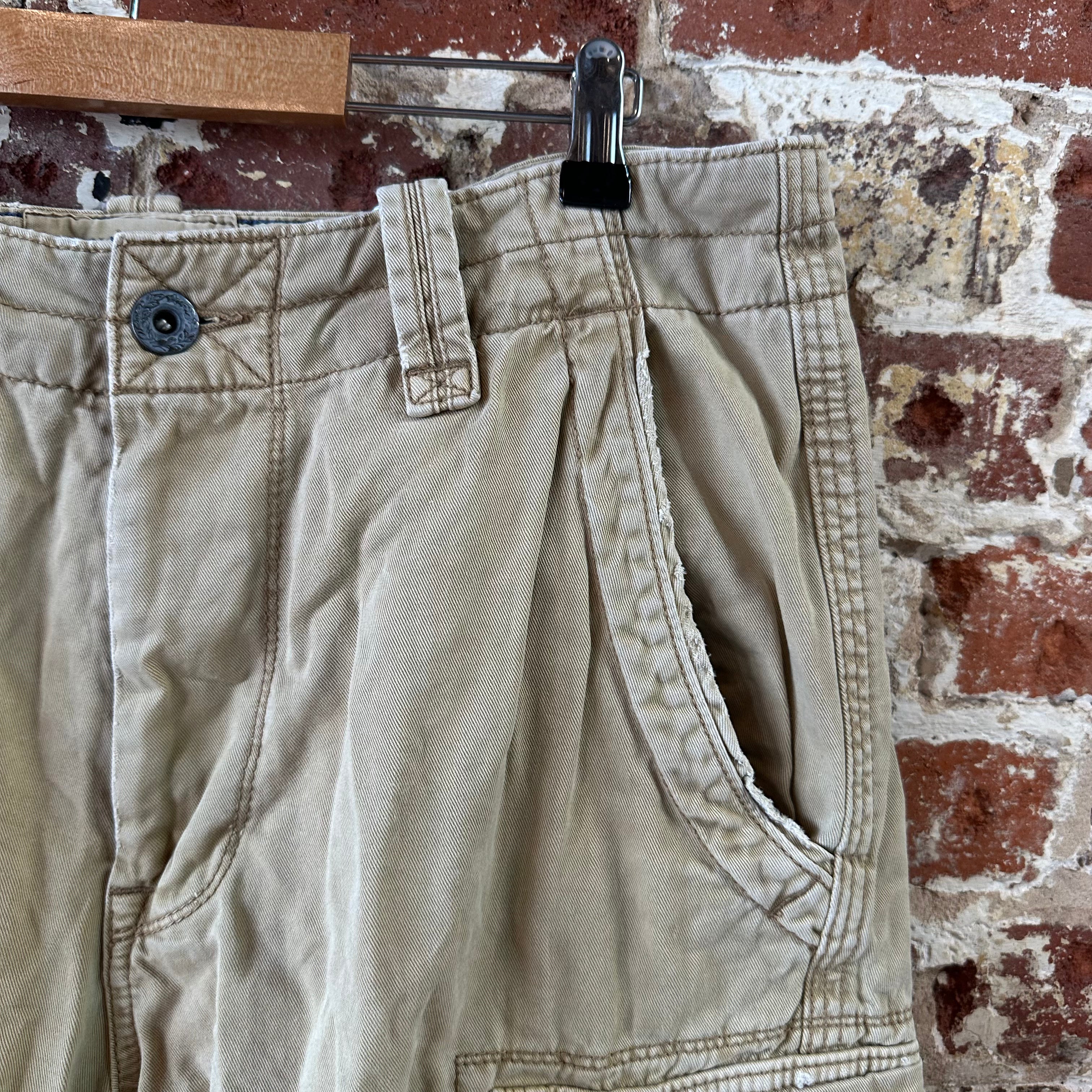 American Eagle Outfitters Classic Cargo Shorts Mens 34 Tan 11" inseam