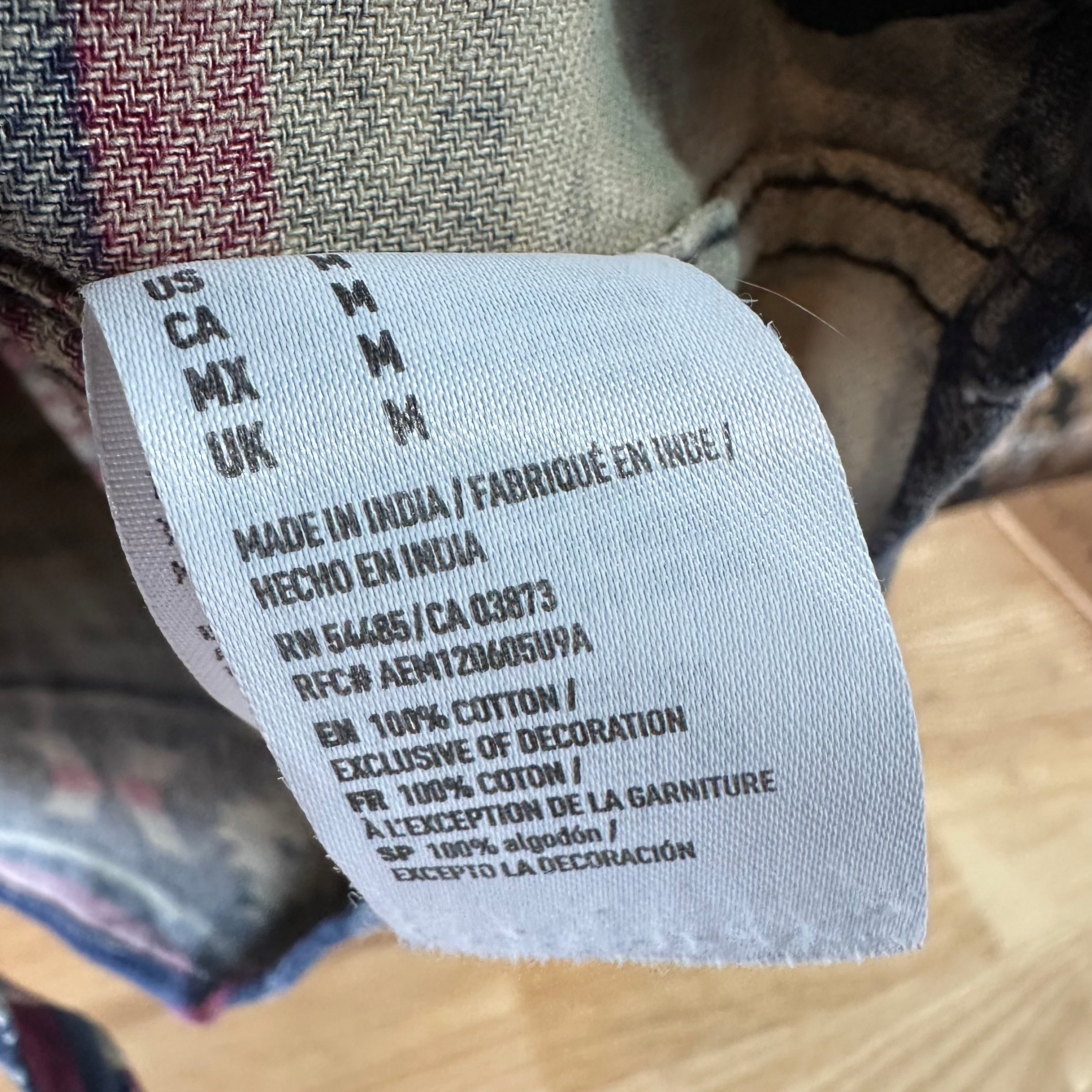 American Eagle AE Aztec Shirt Mens Medium Button Up Western Southwest Blue Red