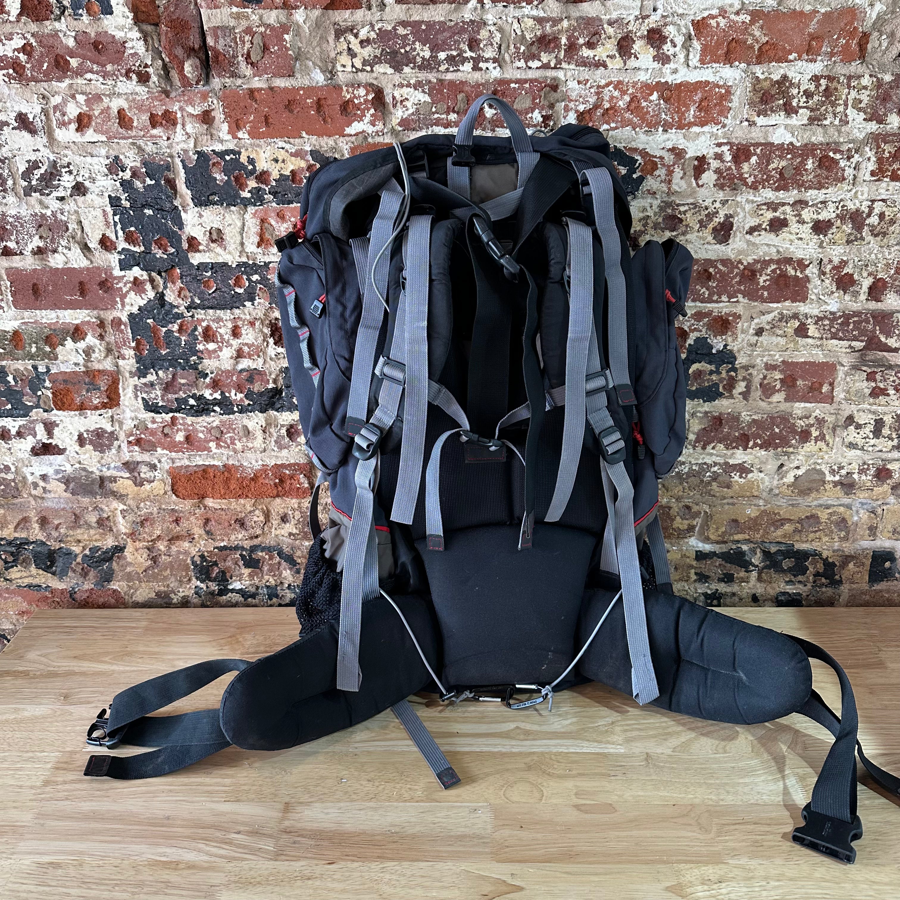 Jansport Alaska 100 Hiking Camping Vintage Backpack Black Red Large