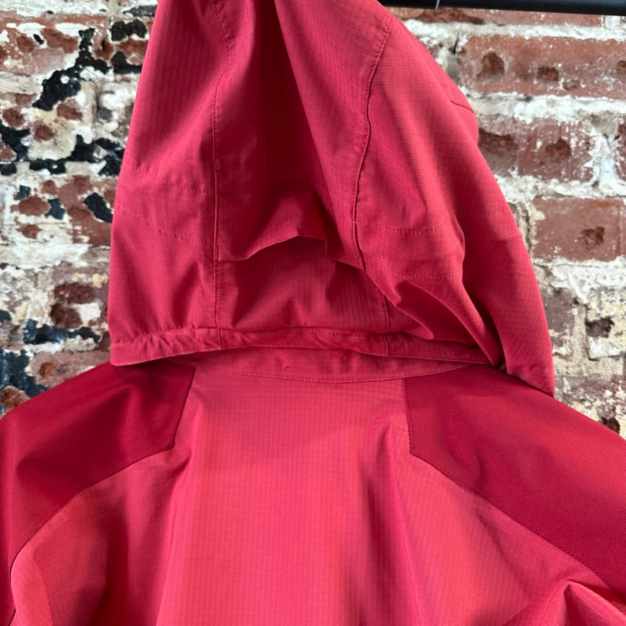 Patagonia Women's Medium Red Jacket