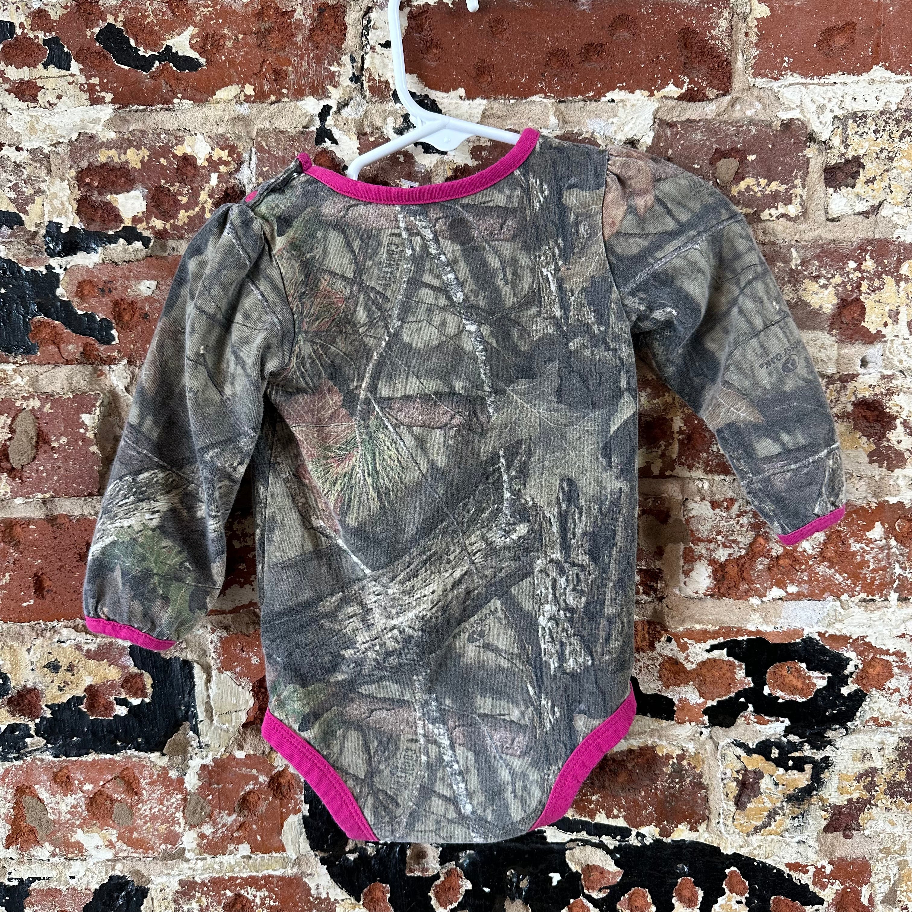 Carhartt Girls 12M Camo onsie