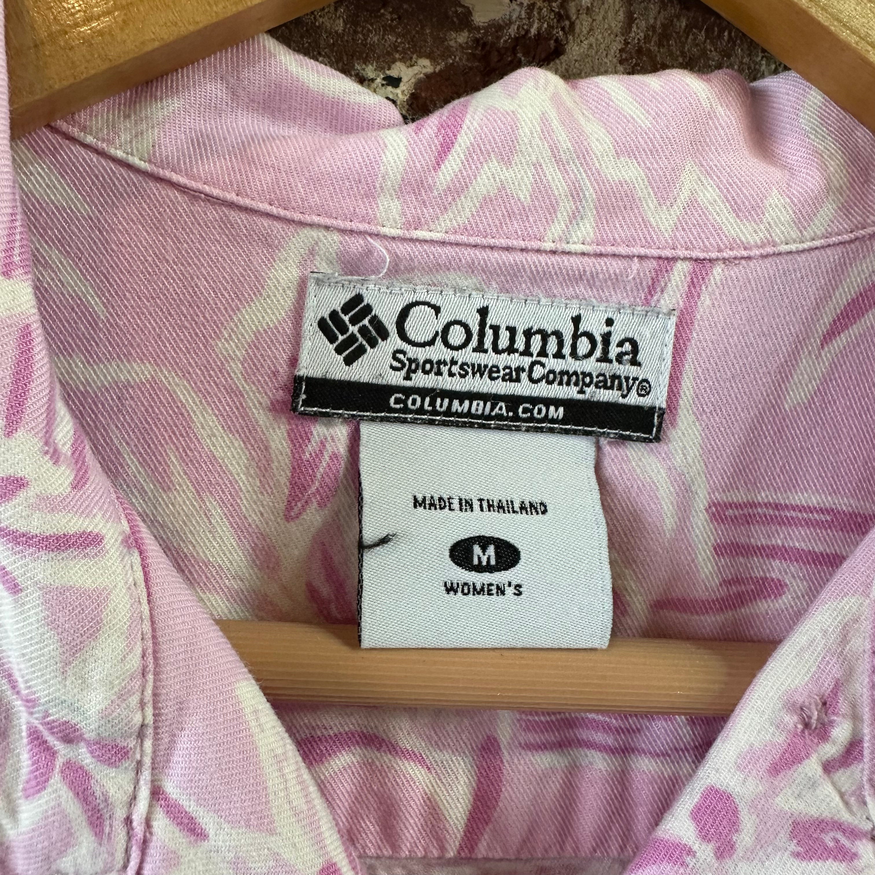 Columbia Womens Medium Button Up Shirt
