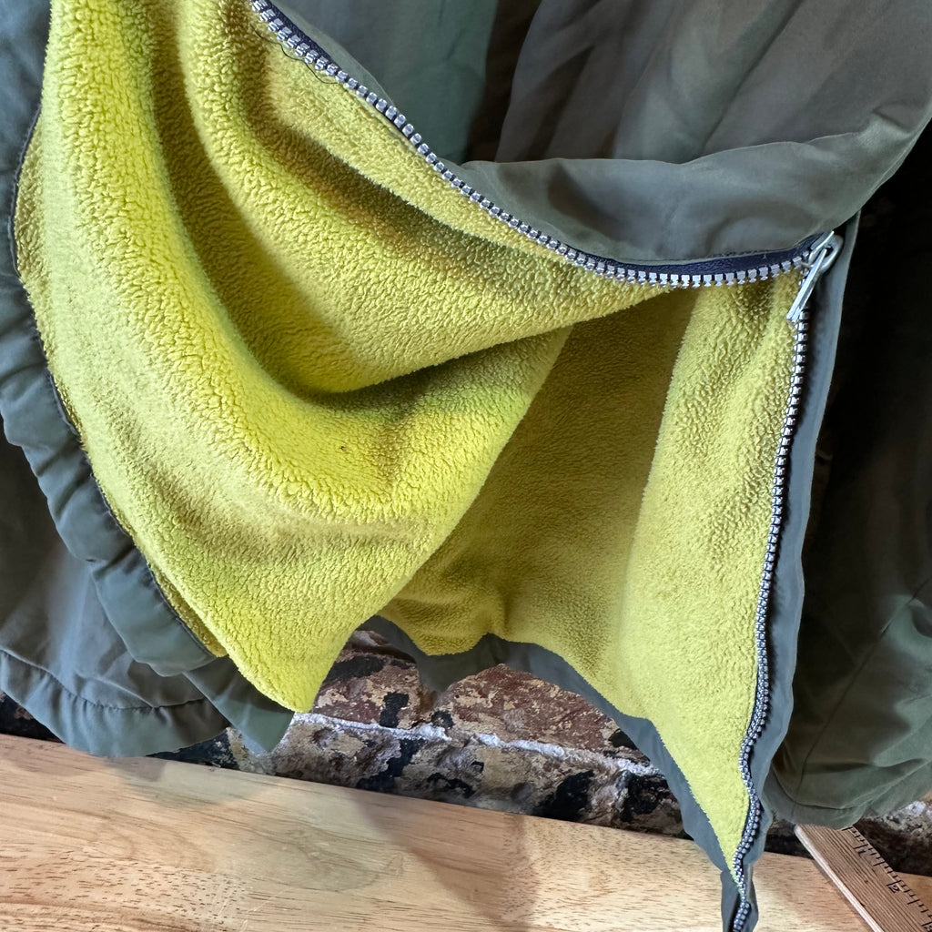 VTG Quiksilver Men's Large 1/4 Pullover Green