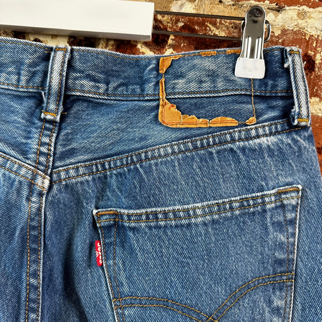 Levis 501 Jeans Mens 32x29 Straight Leg Button Fly Blue Denim