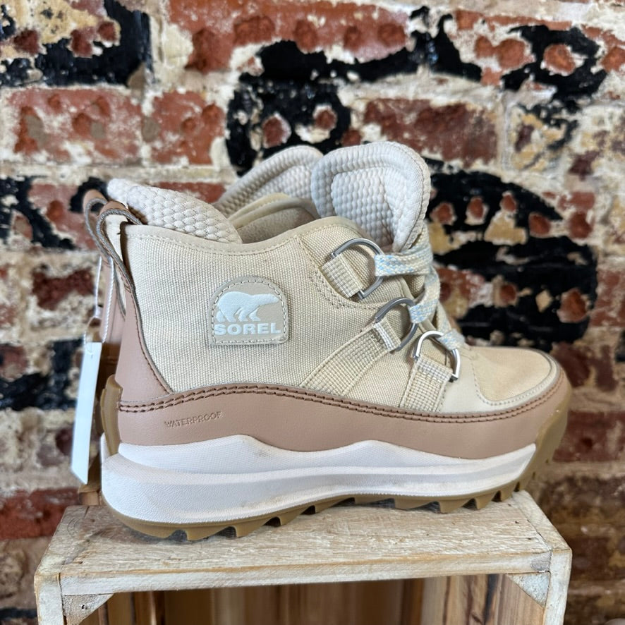 Sorel Woman's 9 Tan Boots