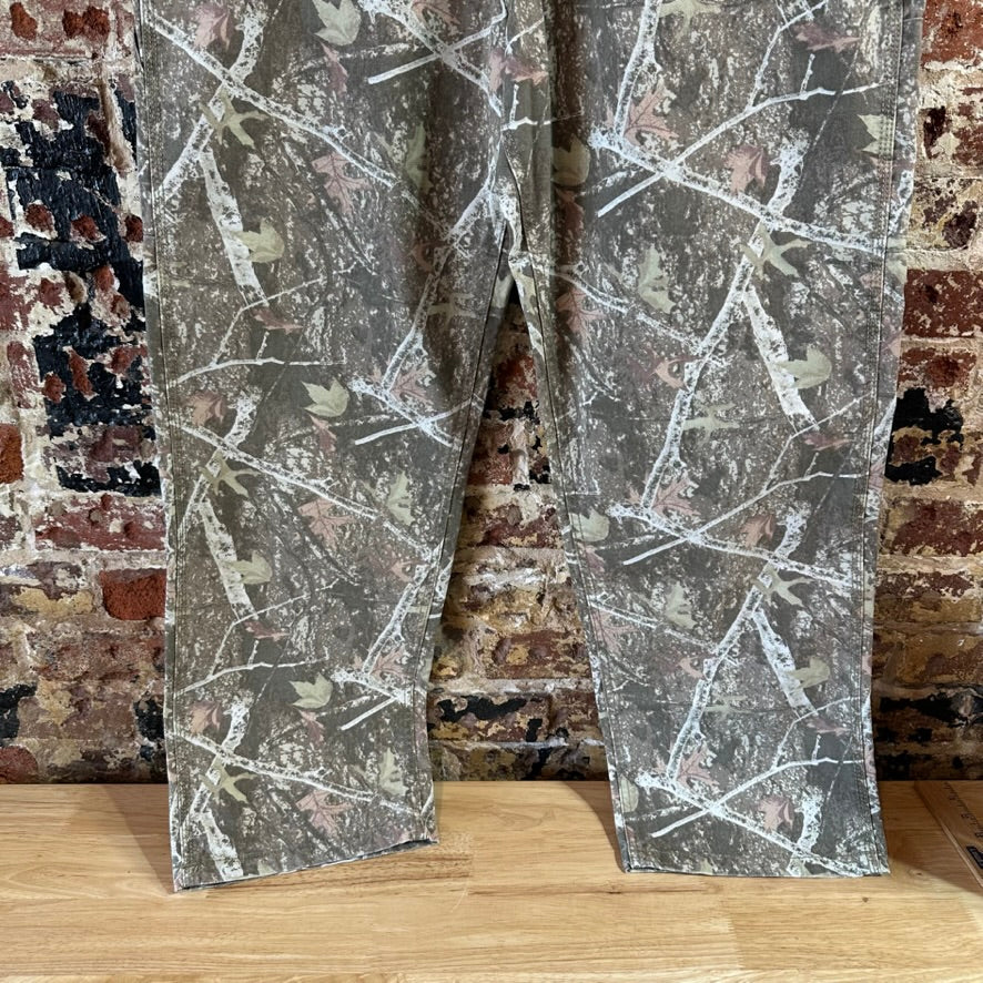 Aerostaple Mens XL Camo Pants NEW