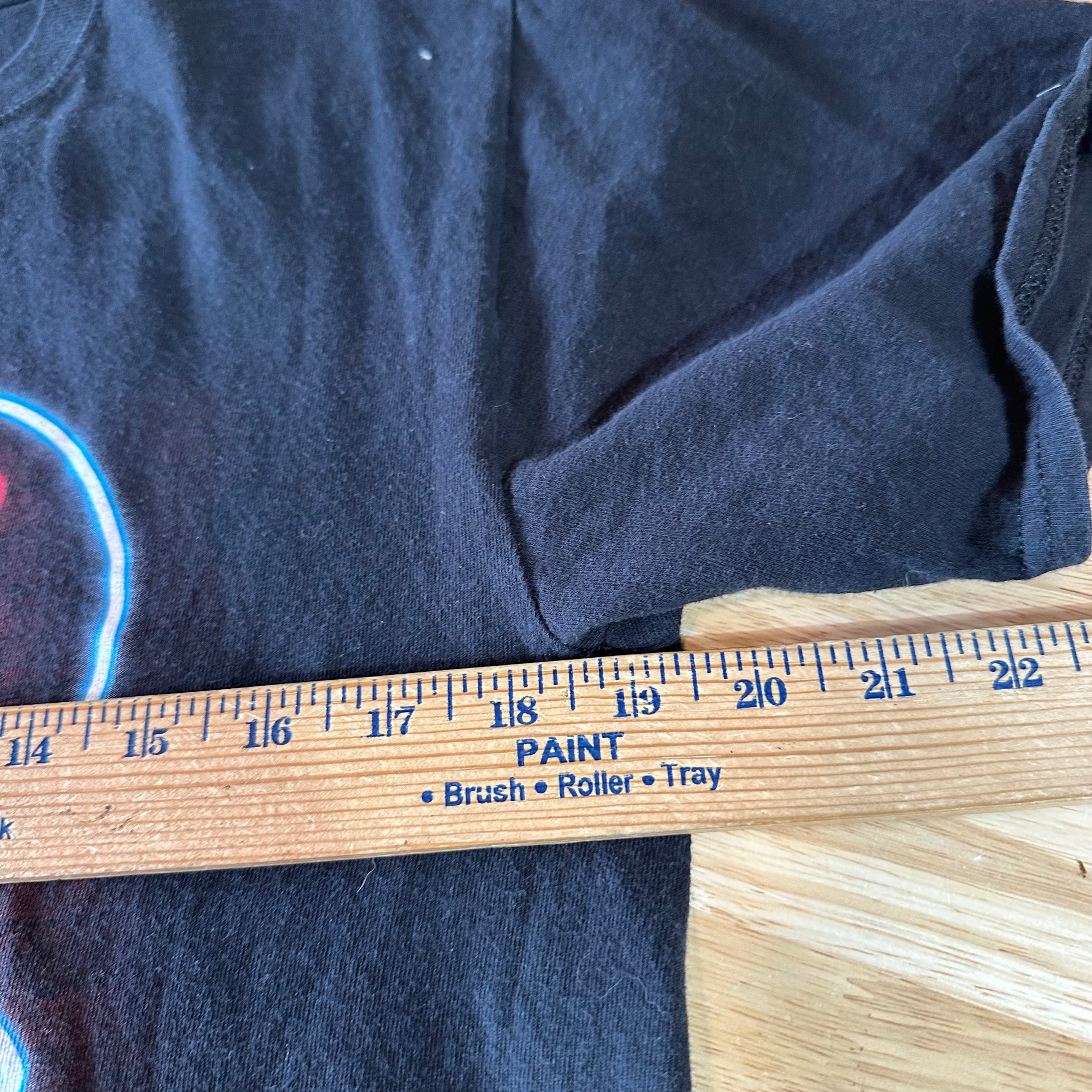 Garth Medium S/S Black T-Shirt