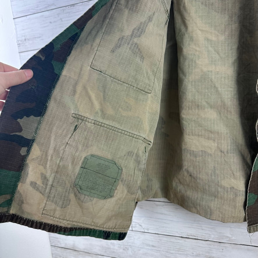 US Army Jacket Mens Large Short Woodland Combat Coat Shirt