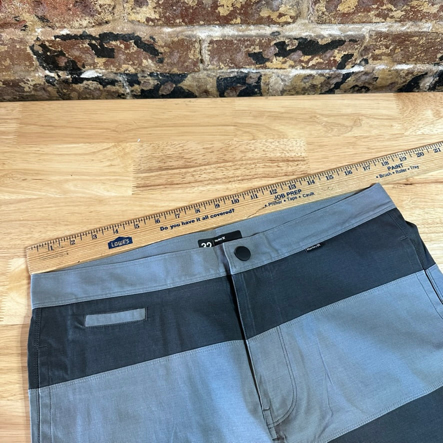 Hurley Shorts Mens 32