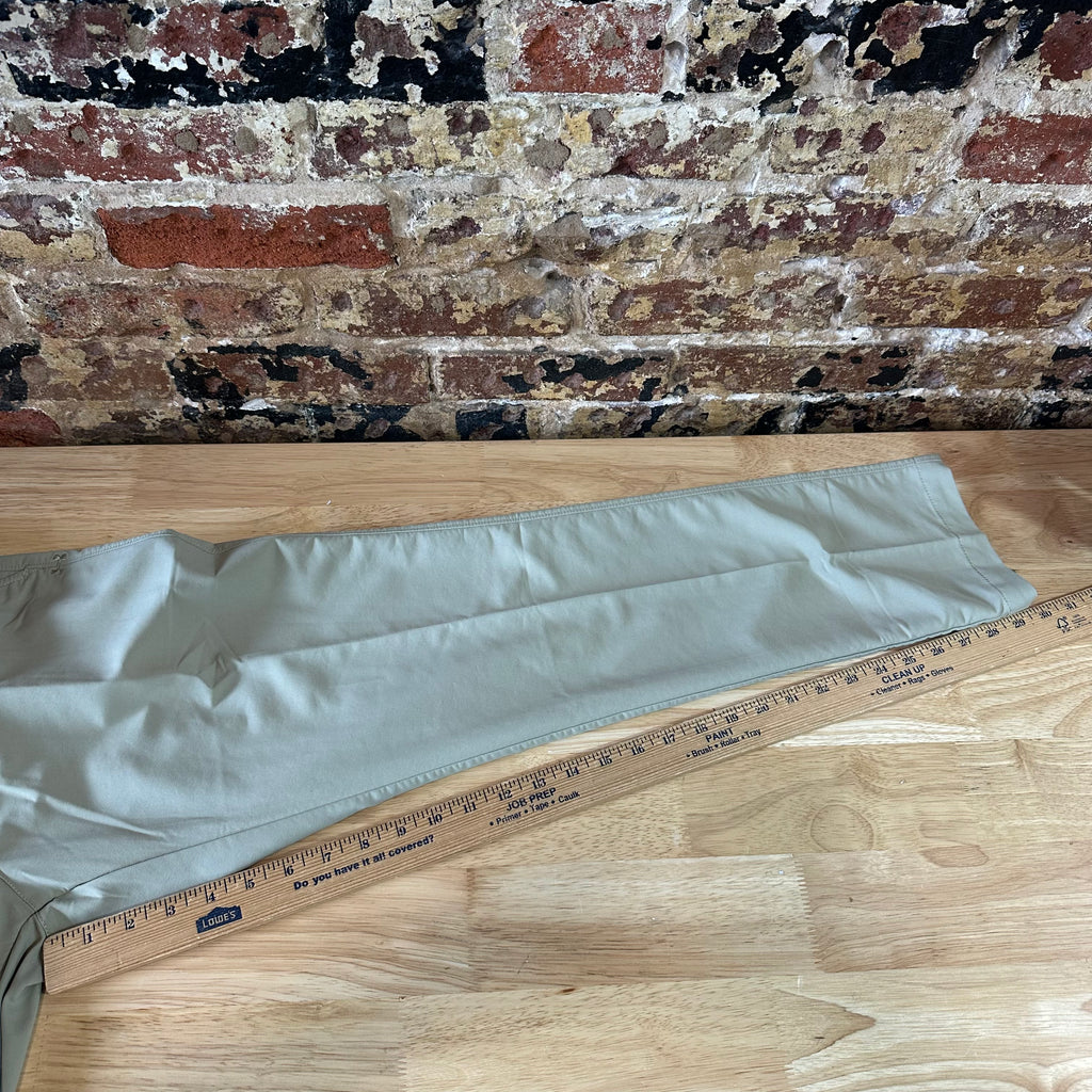 Under Armour Mens 34x30 Tan Pants