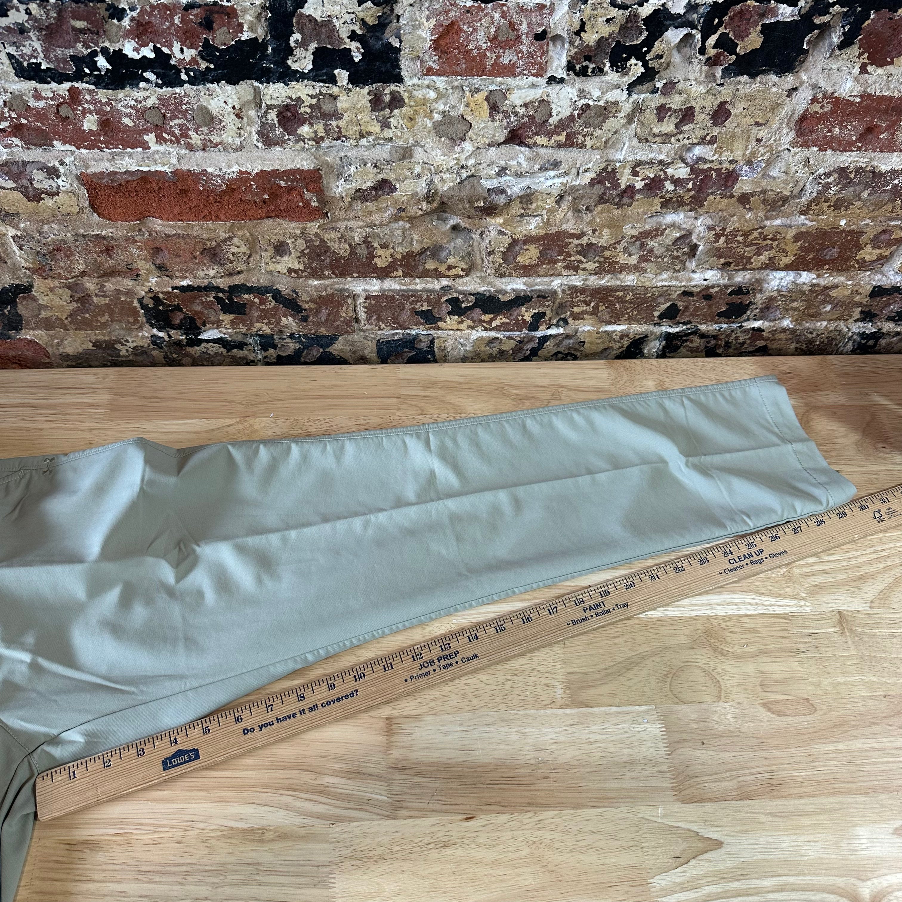Under Armour Mens 34x30 Tan Pants