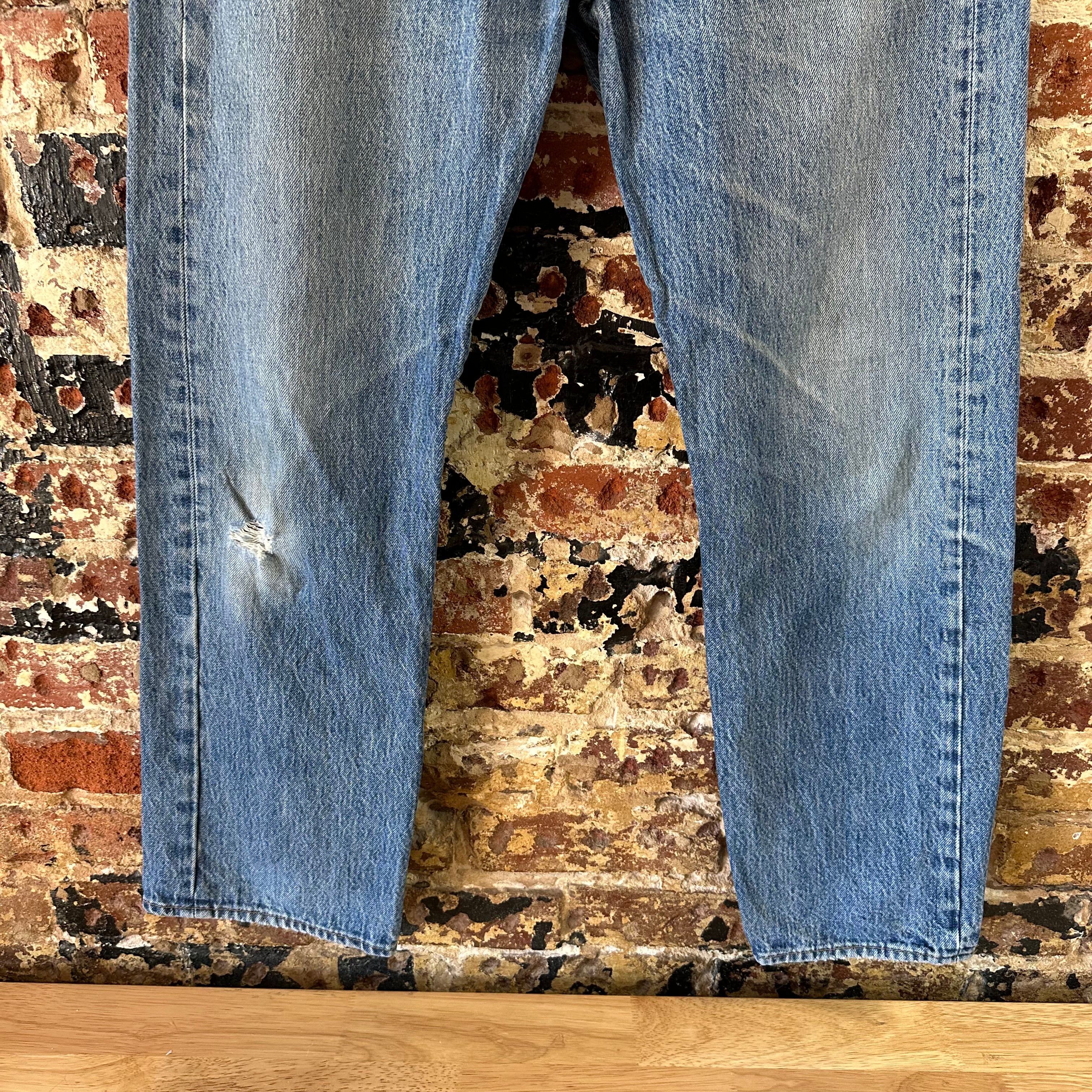 Levis 501 Mens 34x30 Blue Jeans